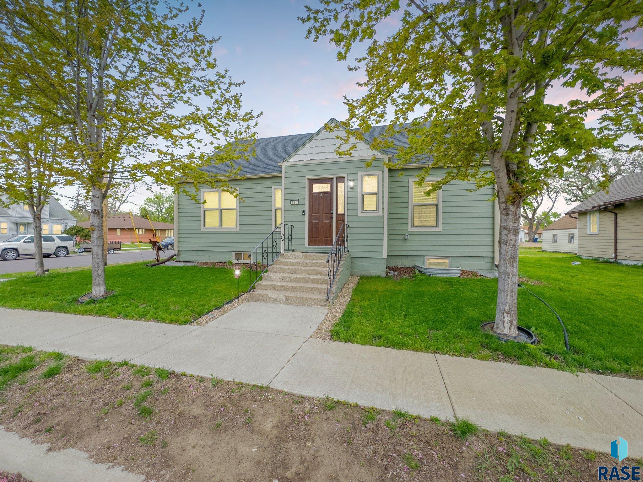 320 W 4th Ave Avenue, Lennox, South Dakota image 28