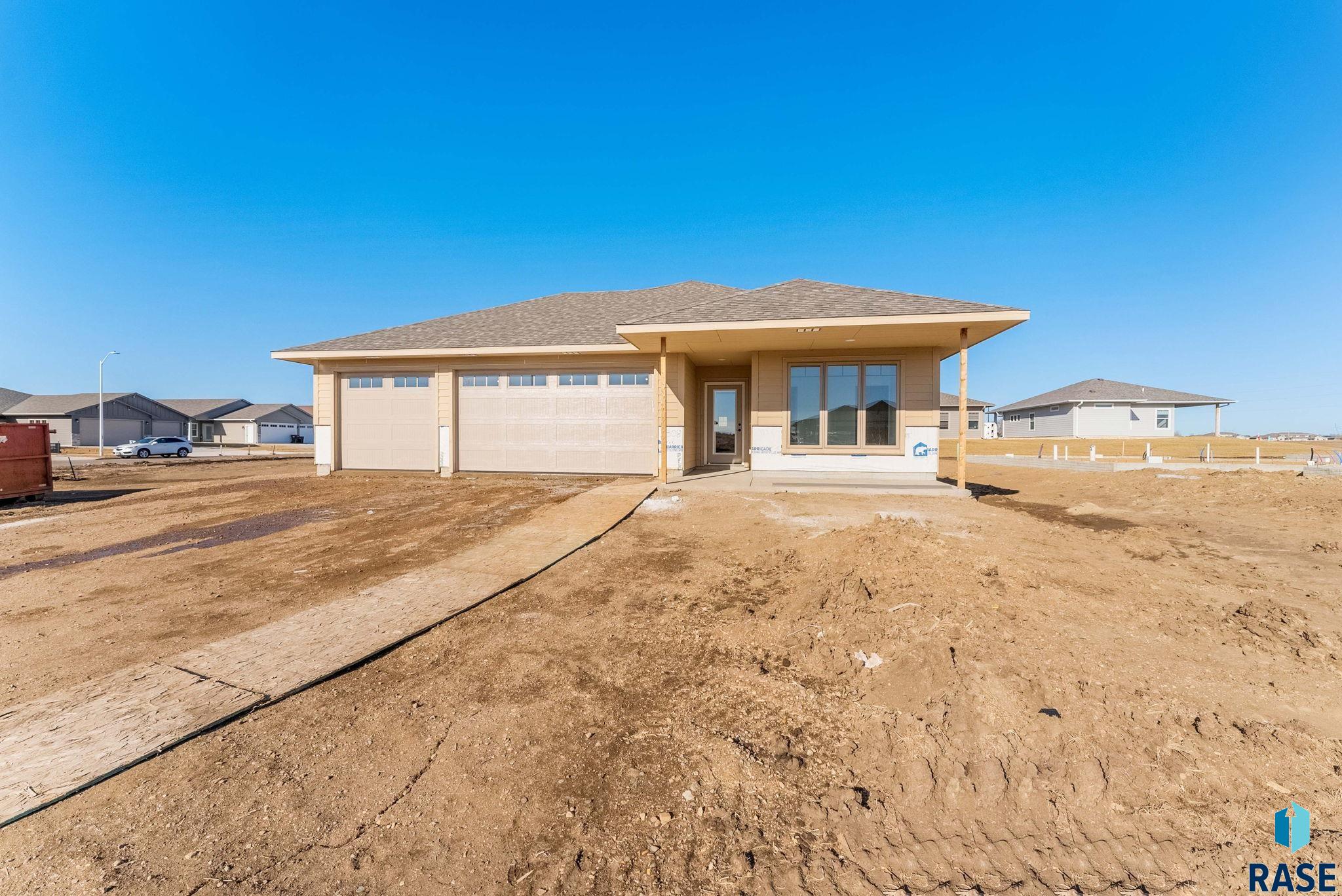 2308 E Brek St Street, Brandon, South Dakota image 1