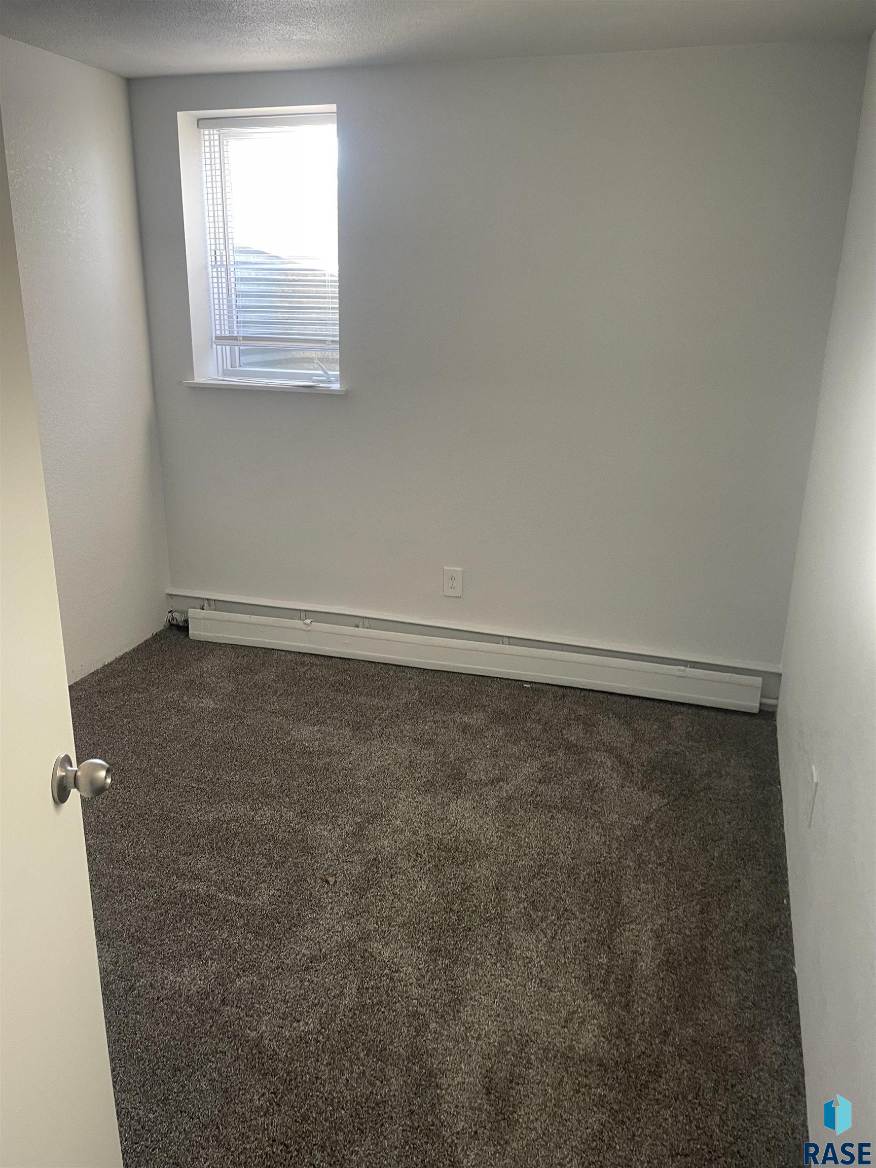 Sioux Falls, South Dakota 57104, United States, ,Residential,Active,123981