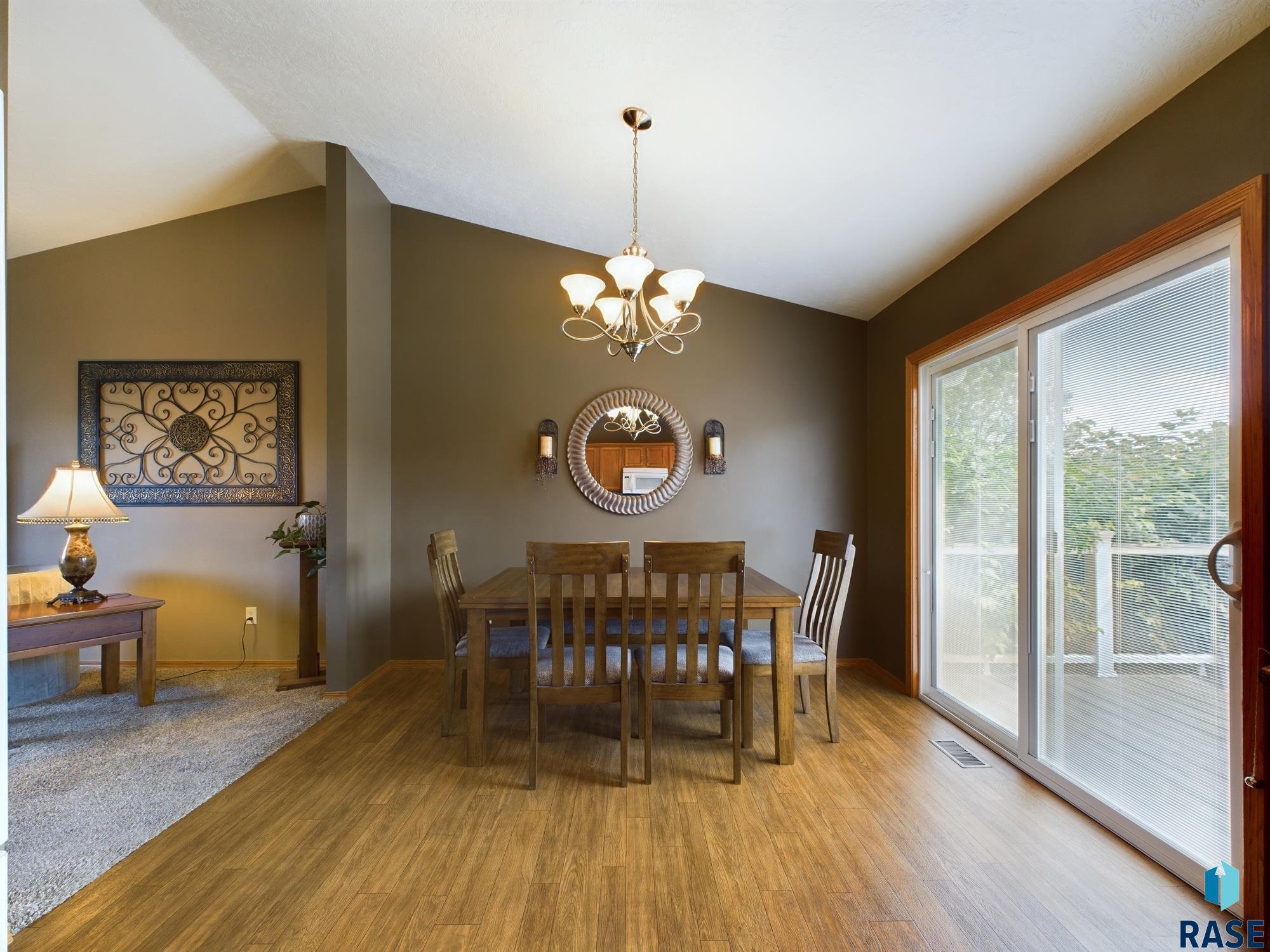 301 W Hackberry St Street, Brandon, New Jersey image 11