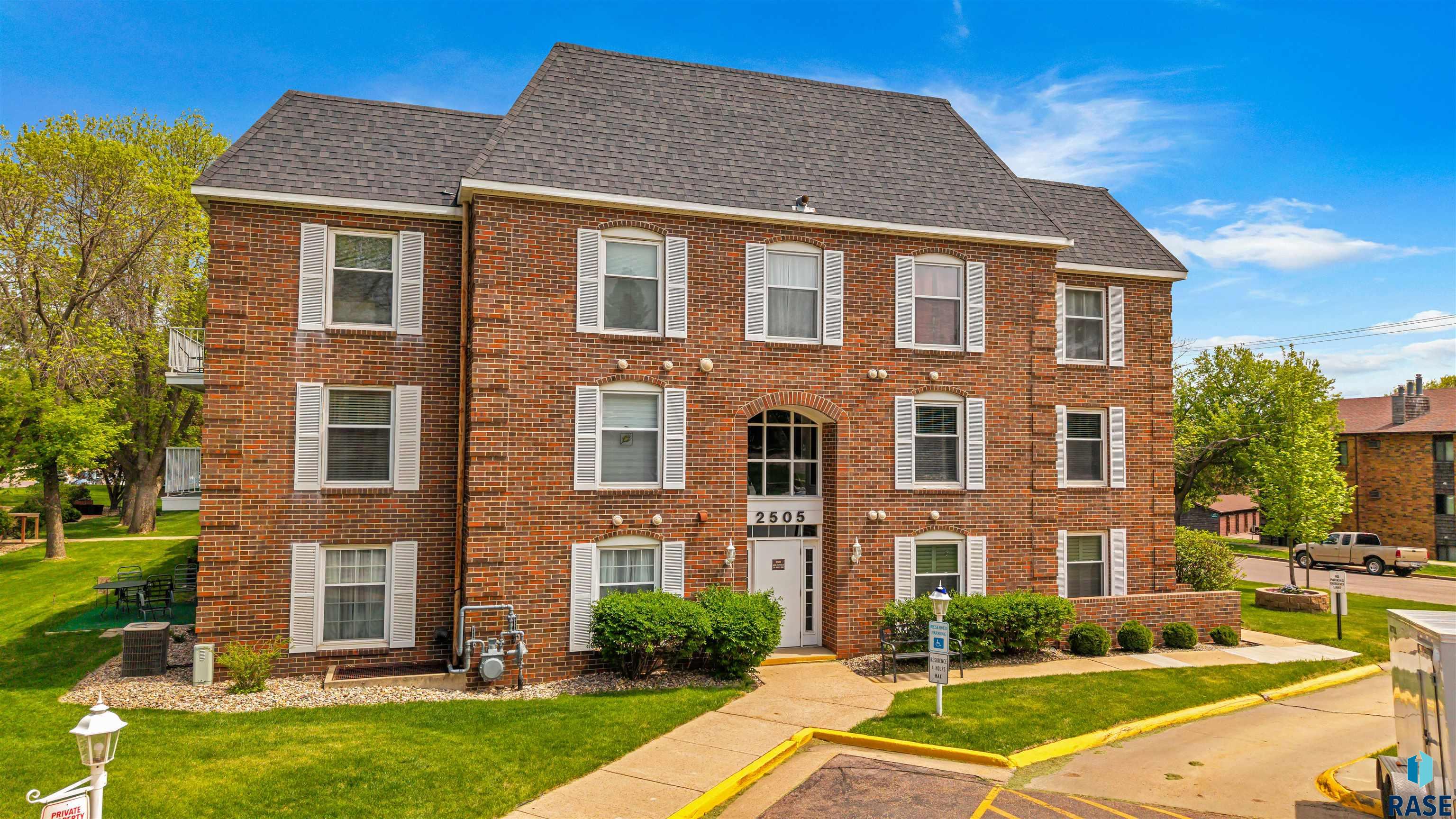 2505 S Kiwanis Ave Avenue #141, Sioux Falls, South Dakota image 1