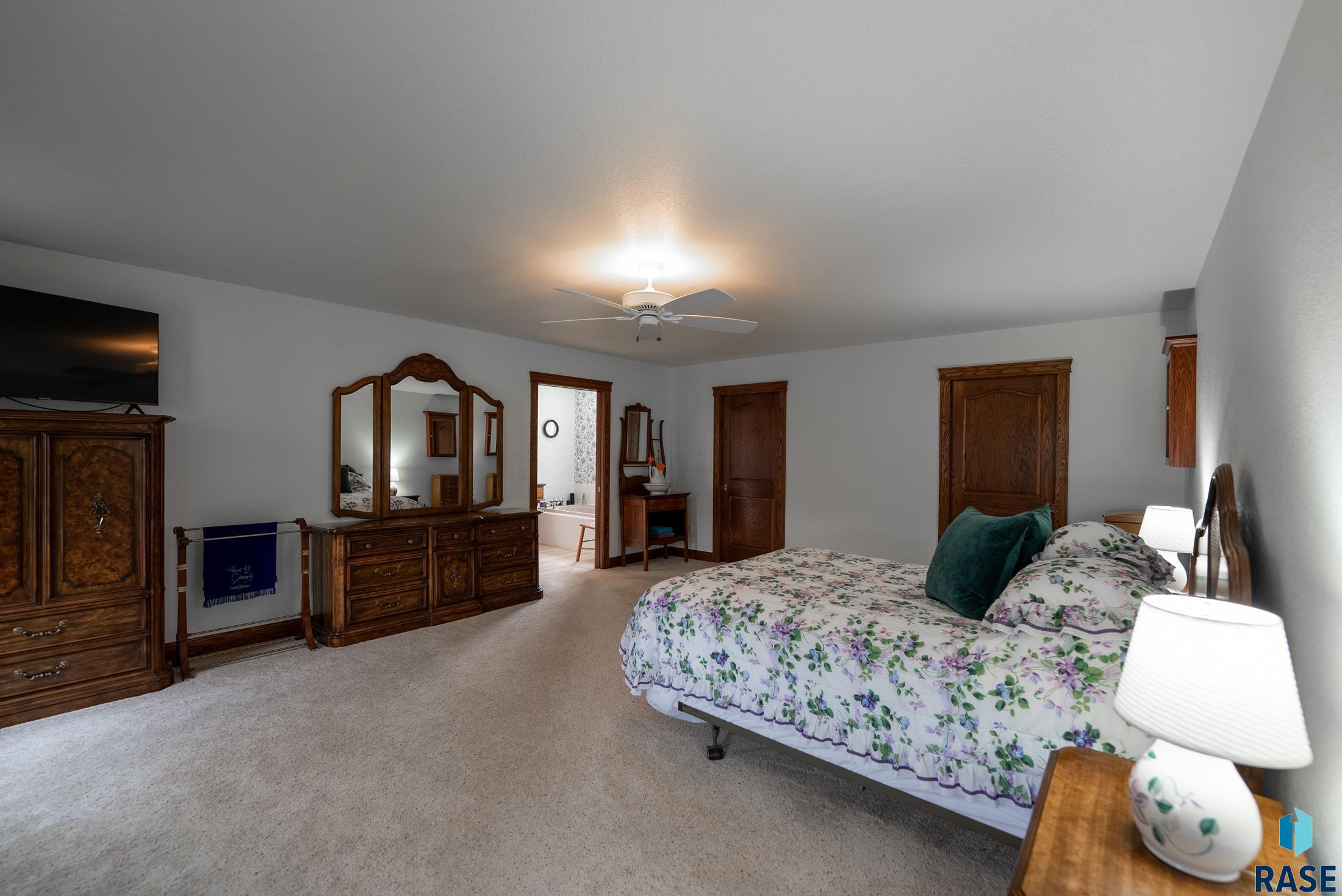 300 Calumet Cir Circle, Yankton, South Dakota image 38