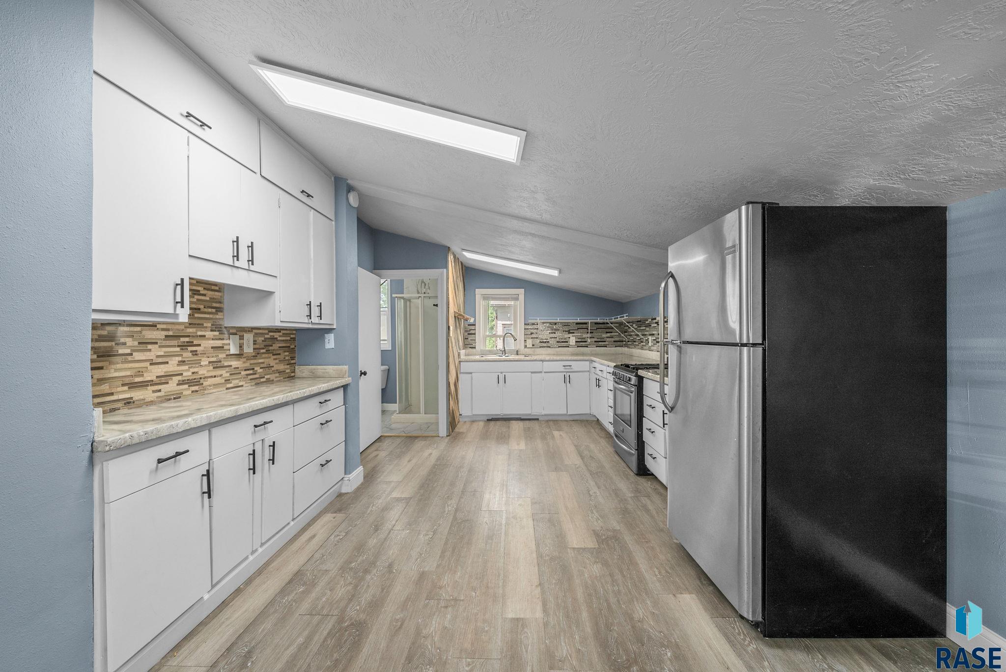 Sioux Falls, South Dakota 57105, United States, 2 Bedrooms Bedrooms, ,2 BathroomsBathrooms,Residential,Active,132928