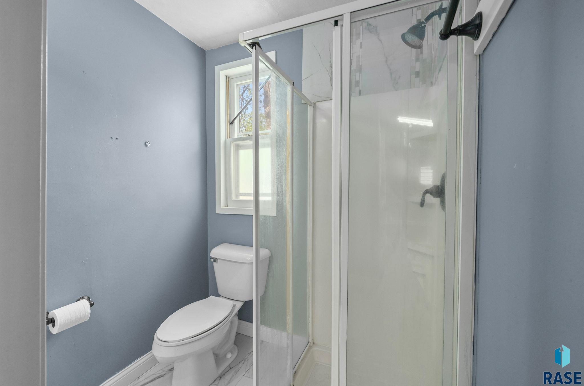 Sioux Falls, South Dakota 57105, United States, 2 Bedrooms Bedrooms, ,2 BathroomsBathrooms,Residential,Active,132928