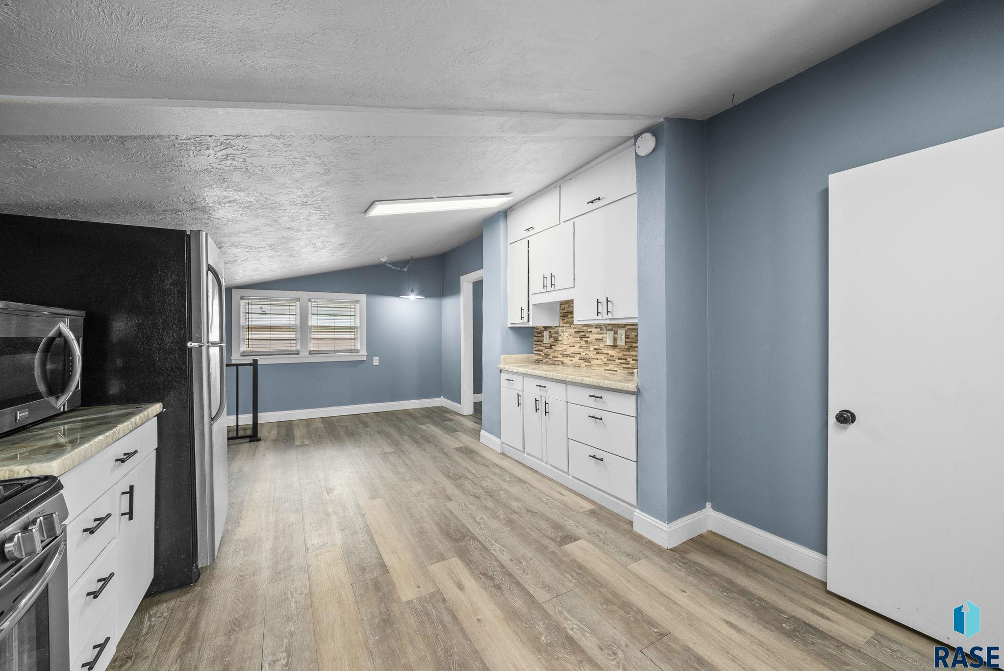 Sioux Falls, South Dakota 57105, United States, 2 Bedrooms Bedrooms, ,2 BathroomsBathrooms,Residential,Active,132928