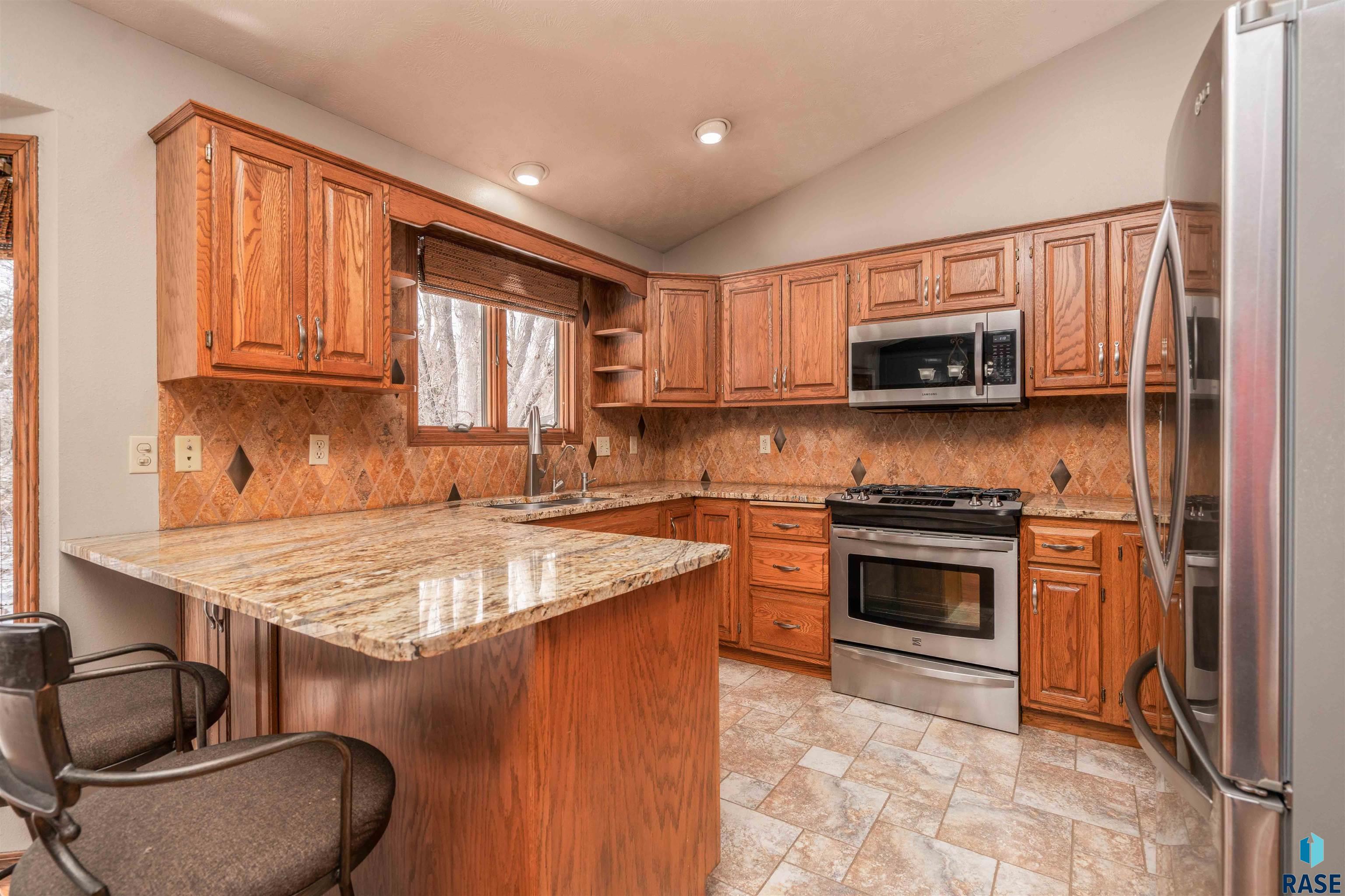 1009 S Parkview Blvd Boulevard, Brandon, South Dakota image 6