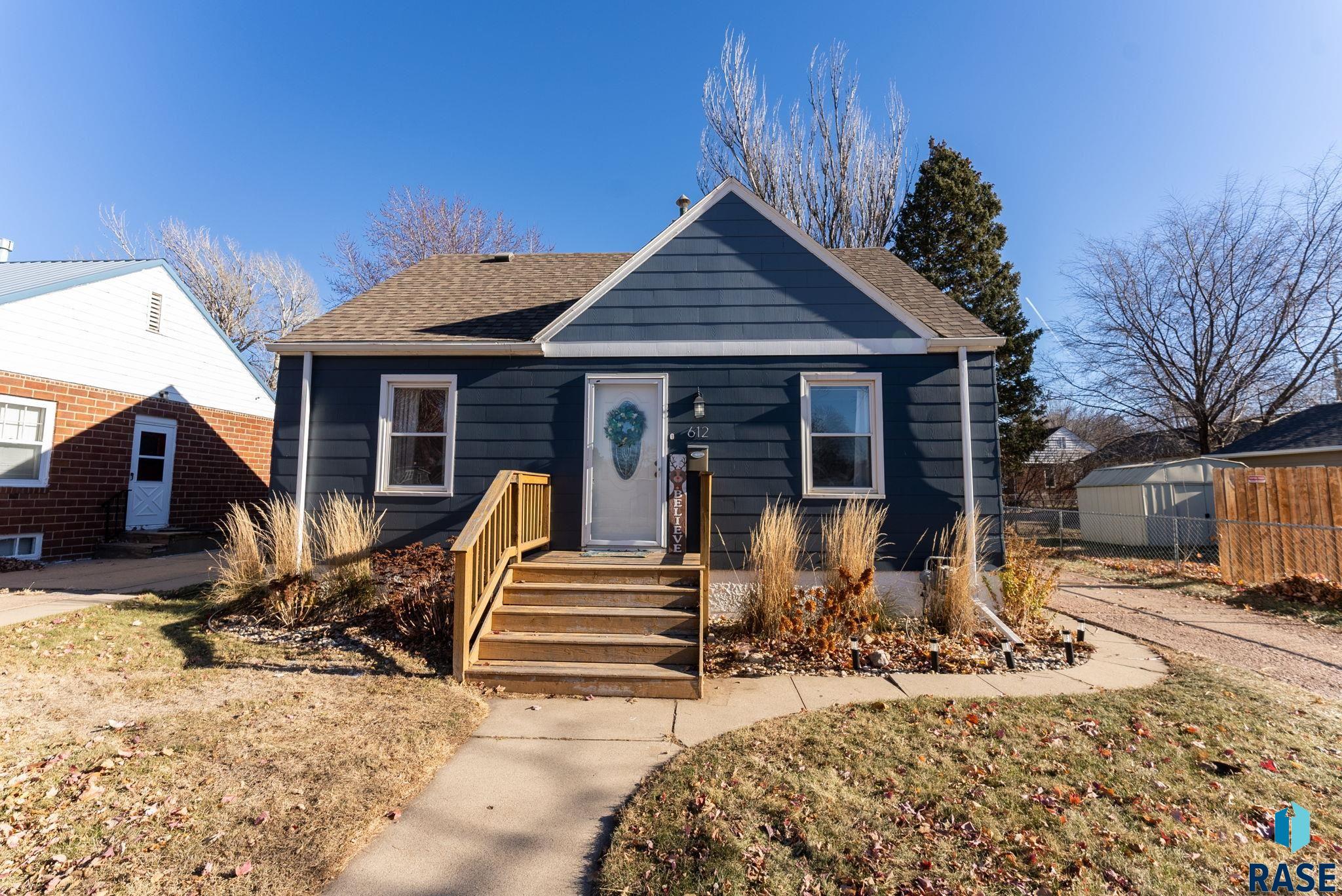 612 S Hawthorne Ave Avenue, Sioux Falls, South Dakota image 1