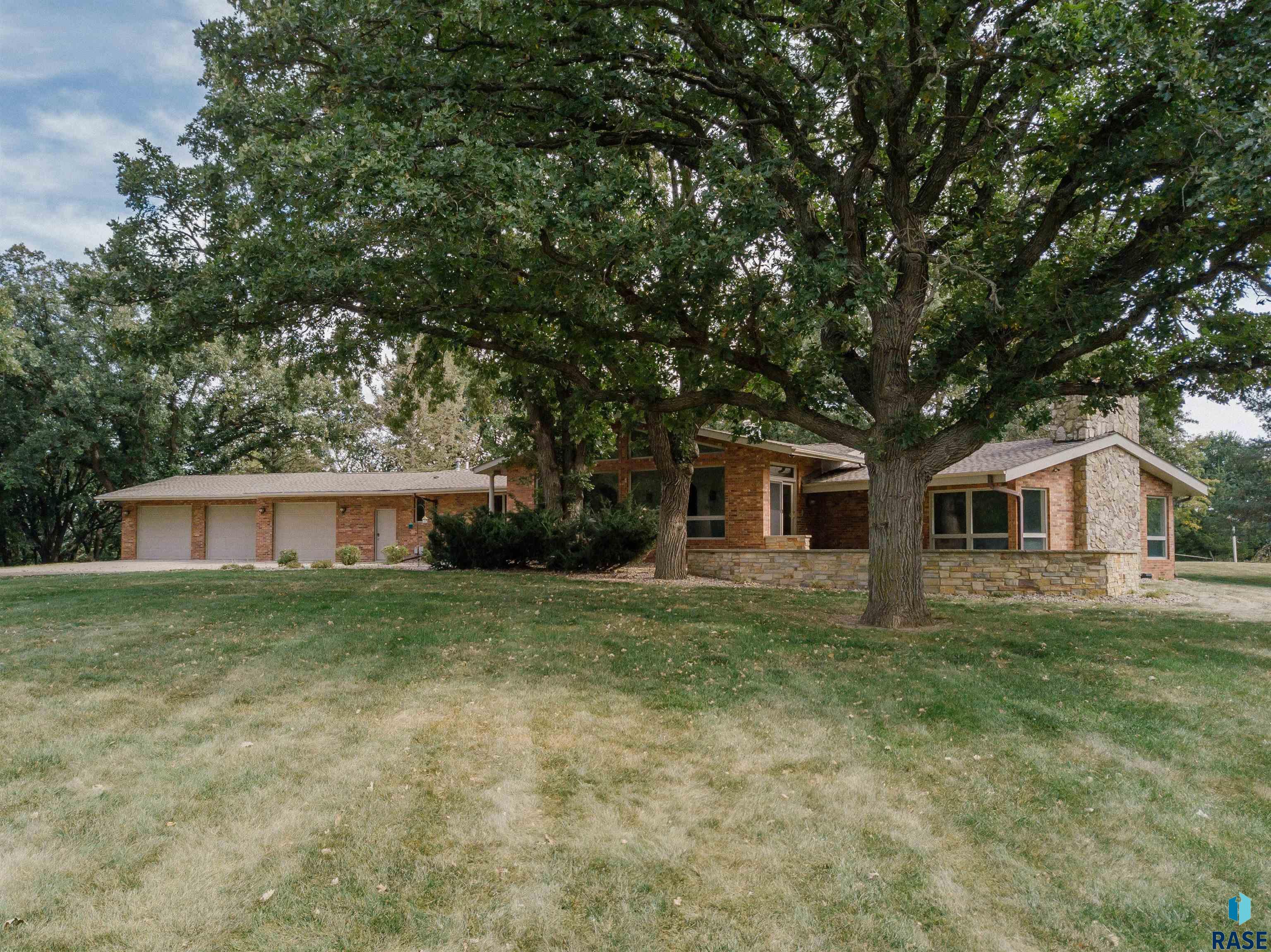 9601 E Maple St Street, Brandon, South Dakota image 8