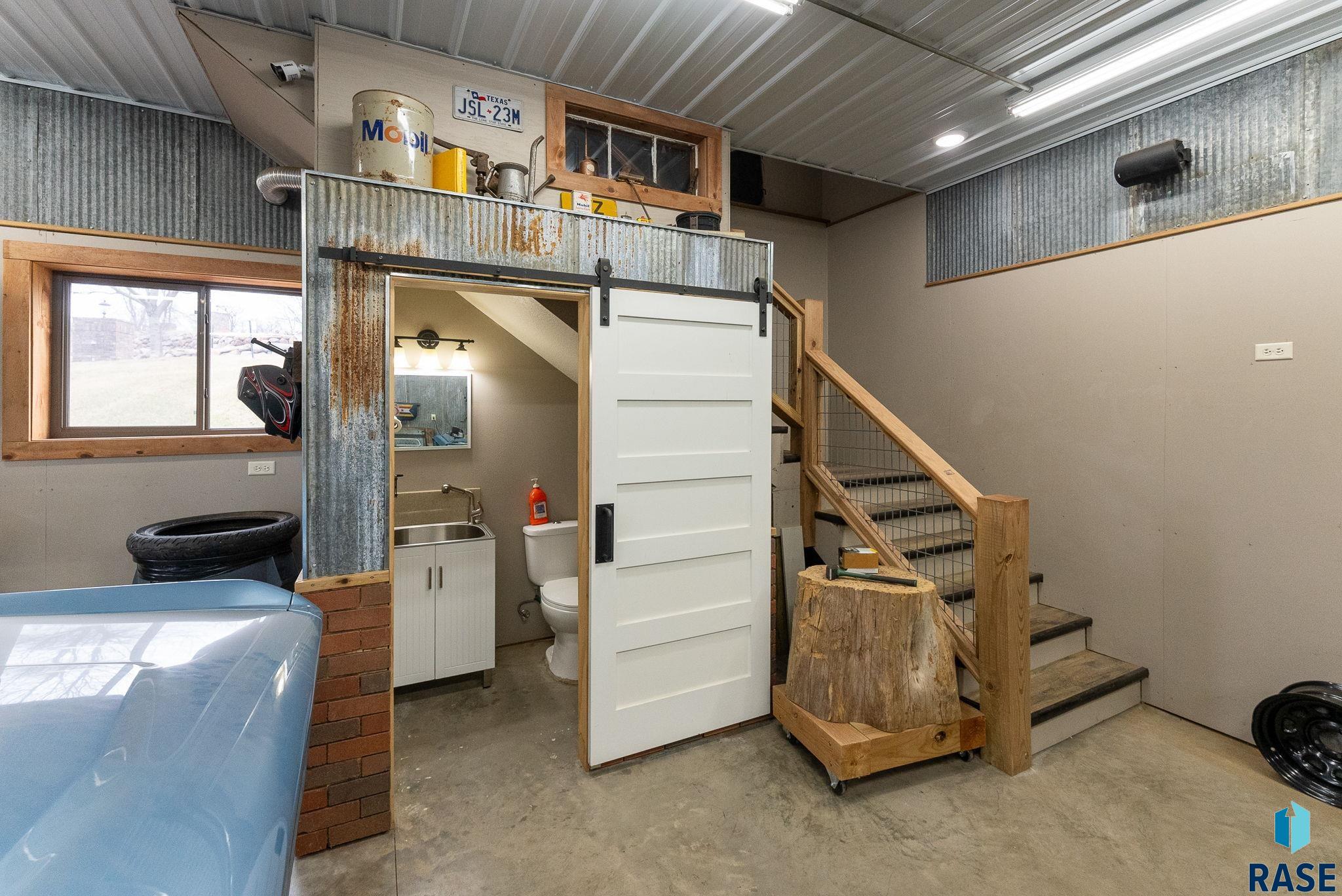 9300 E 41st St Street, Sioux Falls, New Jersey image 18