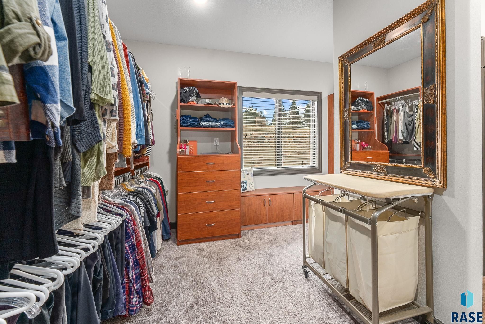 9300 E 41st St Street, Sioux Falls, New Jersey image 47