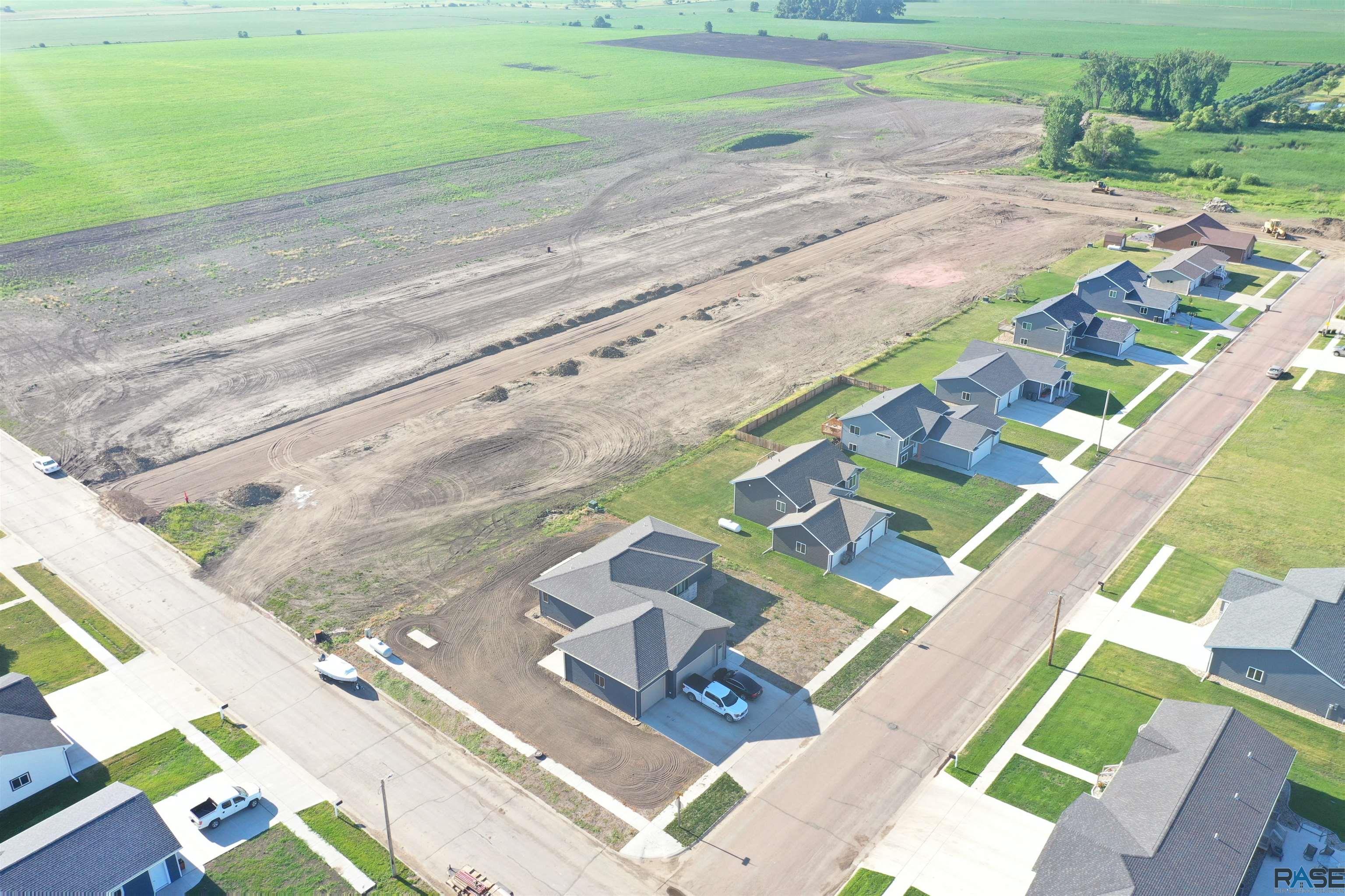 517 Fairway Dr Drive, Colman, South Dakota image 1