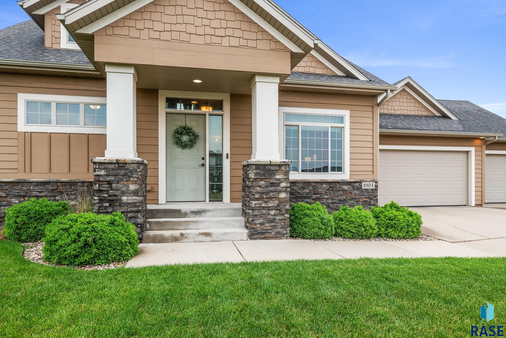 8104 S Ruger Ave Avenue, Sioux Falls, New Jersey image 2