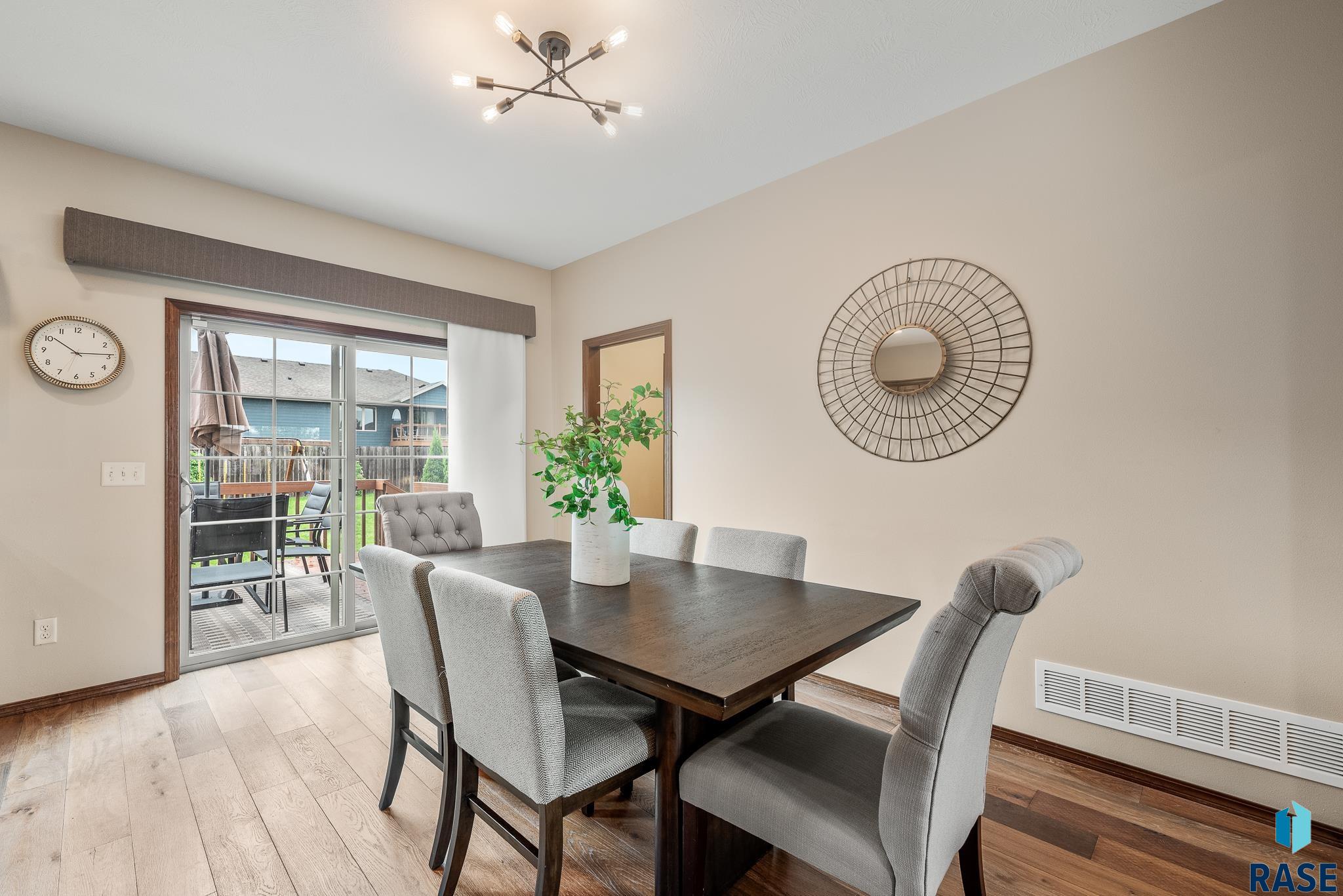 8104 S Ruger Ave Avenue, Sioux Falls, New Jersey image 8
