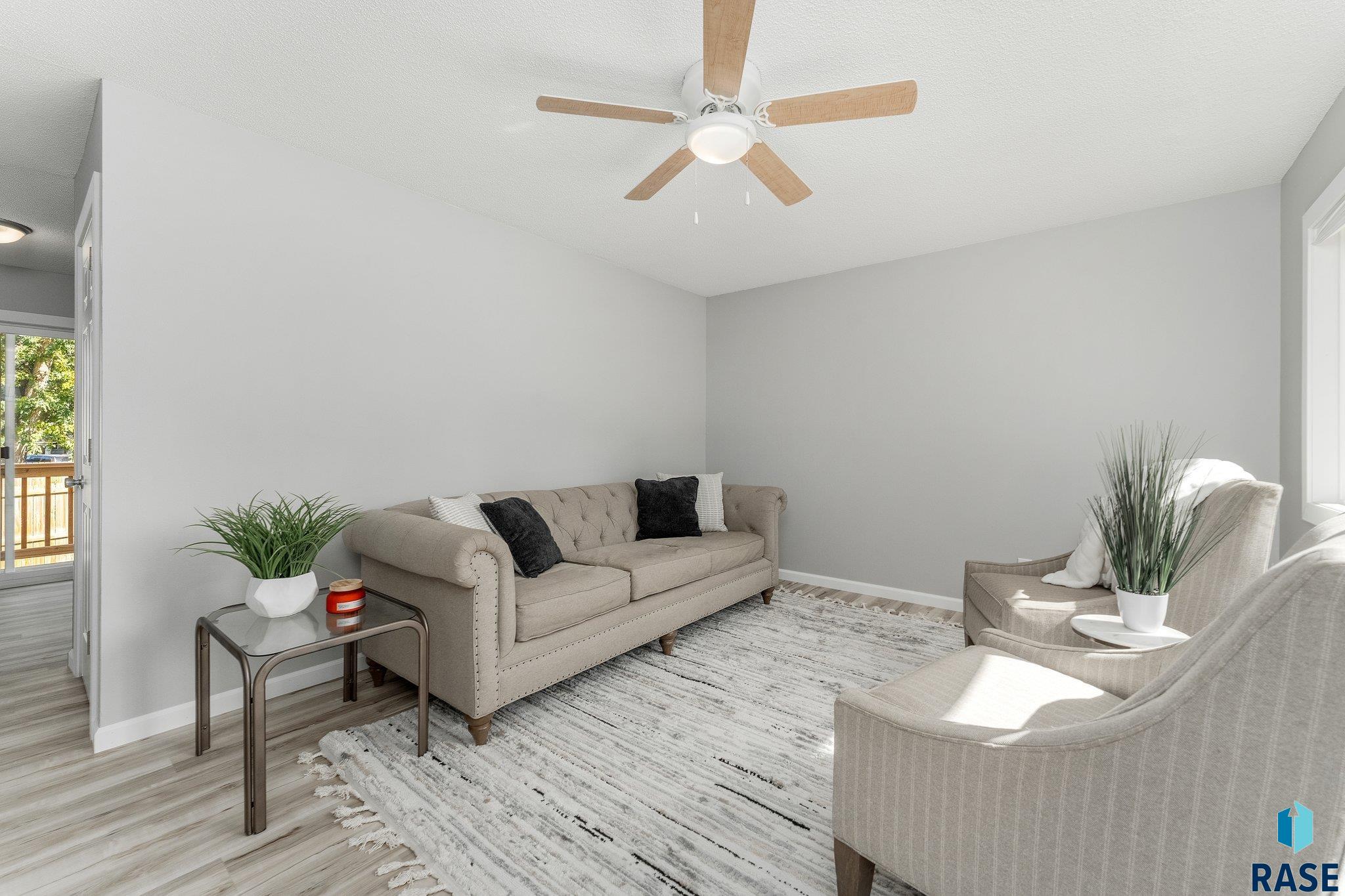 4604 S Bluestem Cir Circle, Sioux Falls, South Dakota image 3