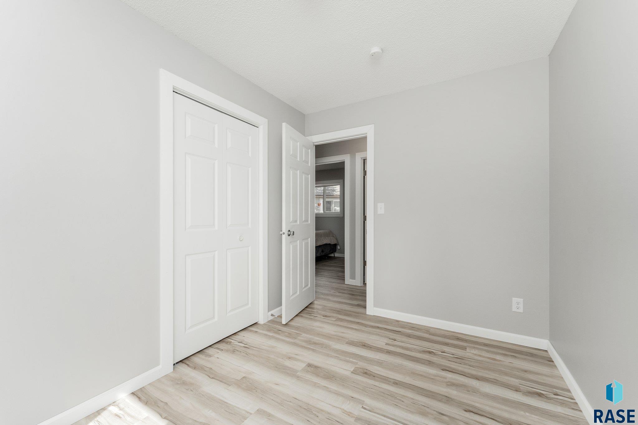 4604 S Bluestem Cir Circle, Sioux Falls, South Dakota image 15