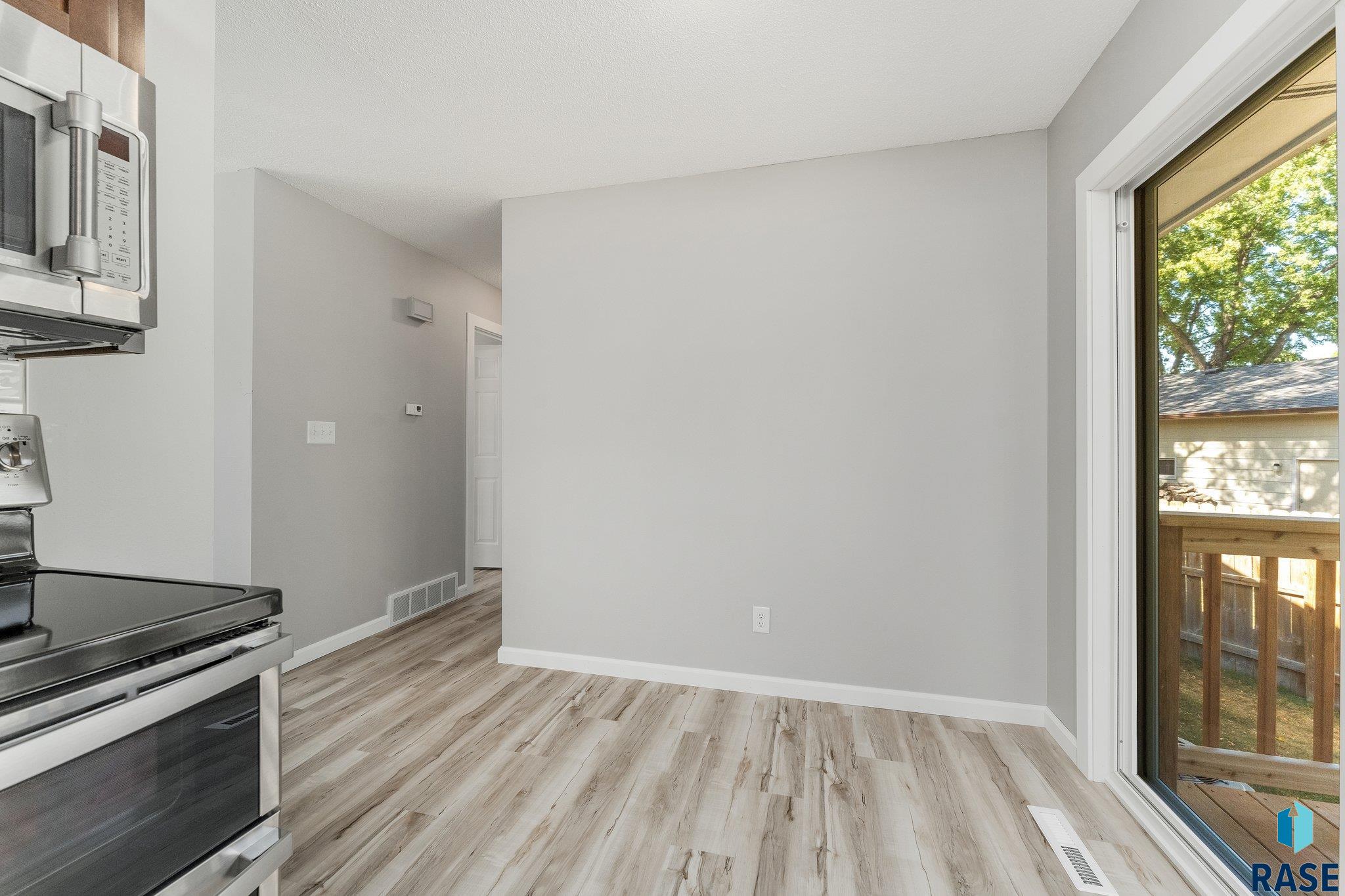 4604 S Bluestem Cir Circle, Sioux Falls, South Dakota image 9