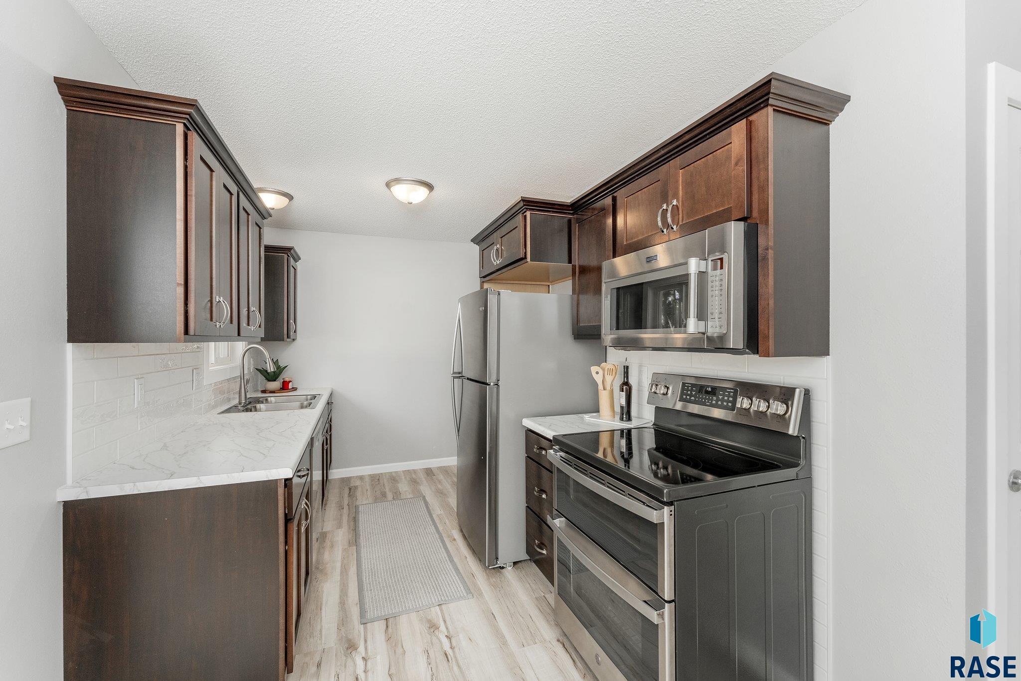 4604 S Bluestem Cir Circle, Sioux Falls, South Dakota image 5
