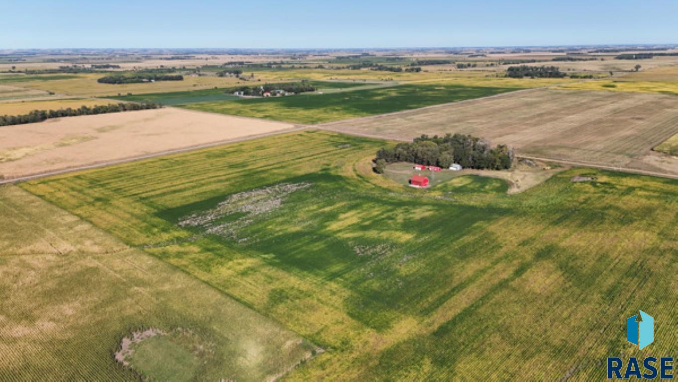 303rd St Street, Beresford, South Dakota image 2