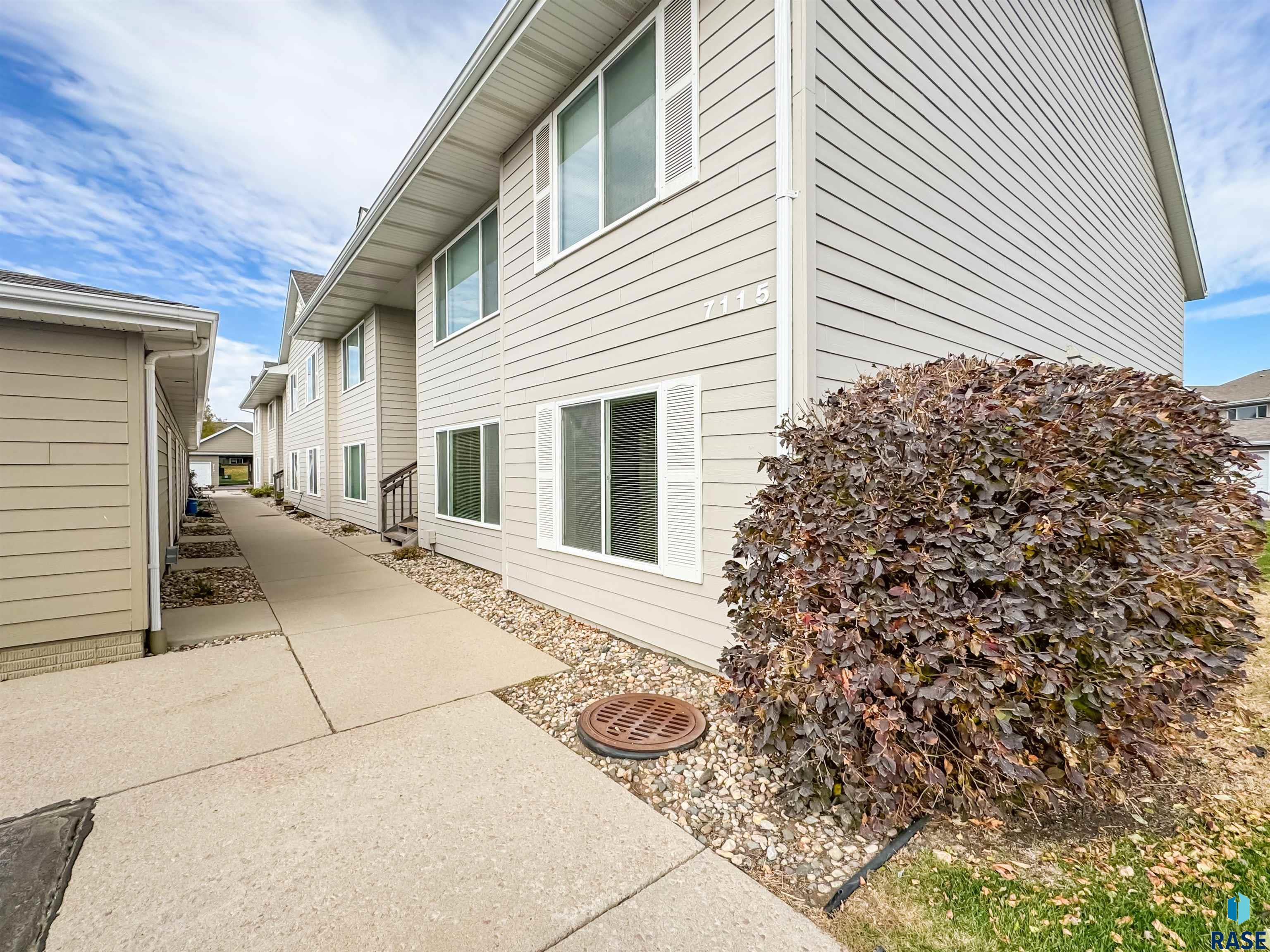 7115 W 56th St Street #49, Sioux Falls, South Dakota image 1