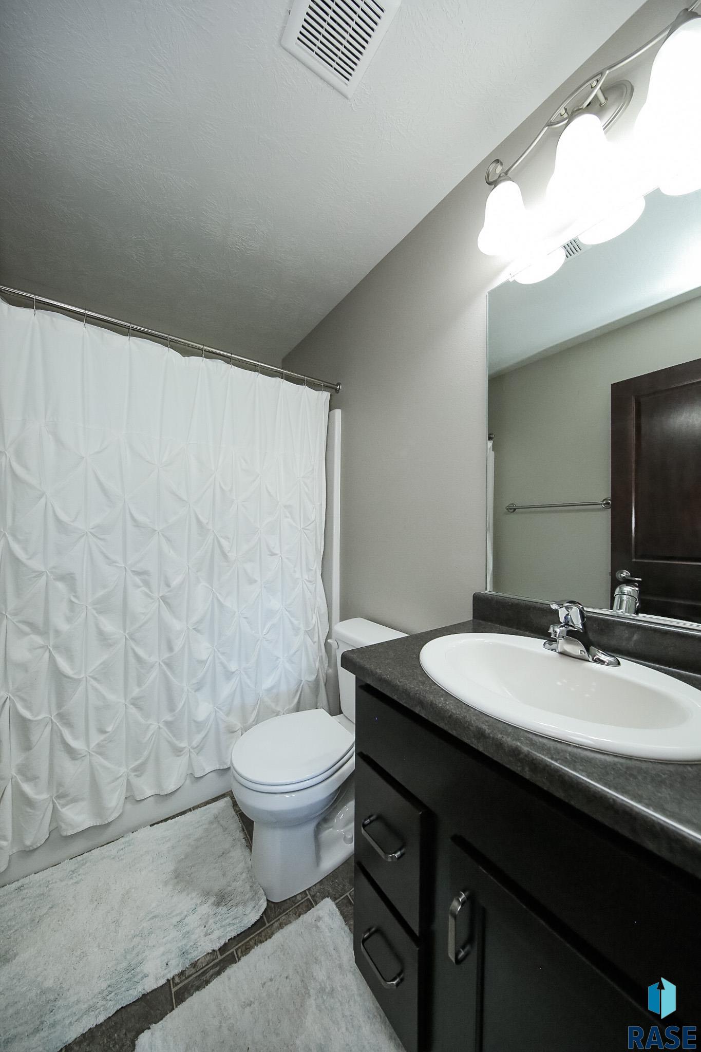323 Thelma Ave Avenue, Harrisburg, New Jersey image 14