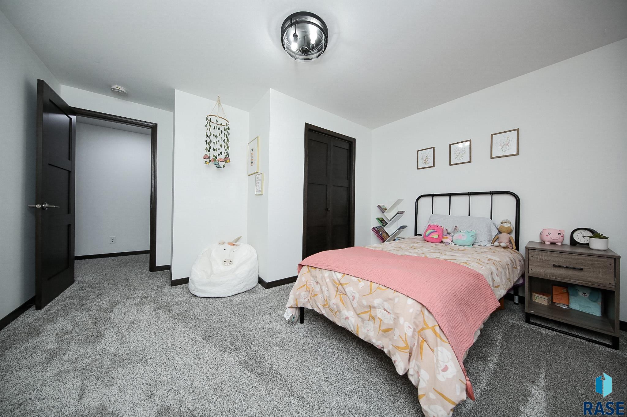 323 Thelma Ave Avenue, Harrisburg, New Jersey image 22