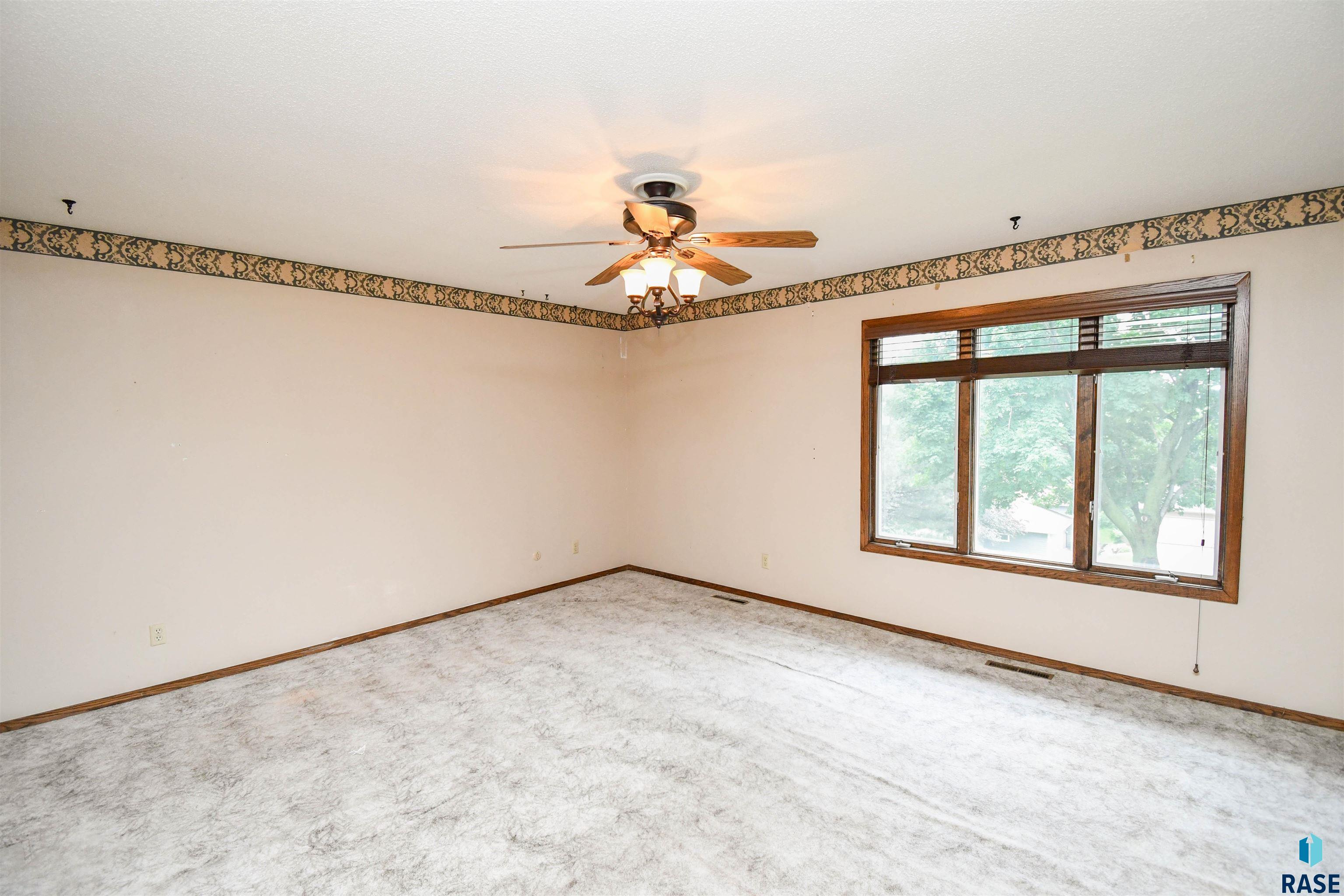 1205 W 37th St Street, Sioux Falls, New Jersey image 8