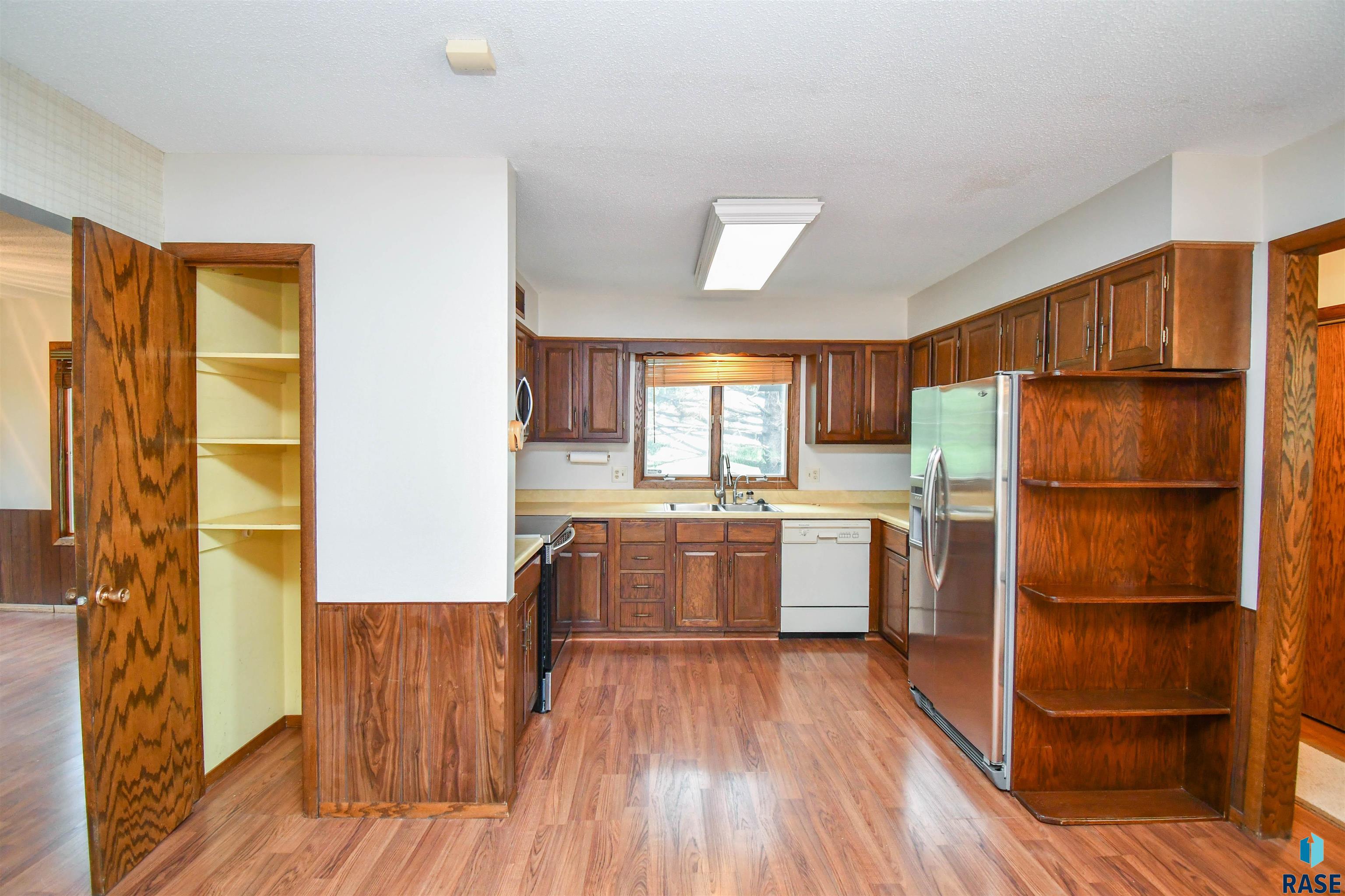 1205 W 37th St Street, Sioux Falls, New Jersey image 6