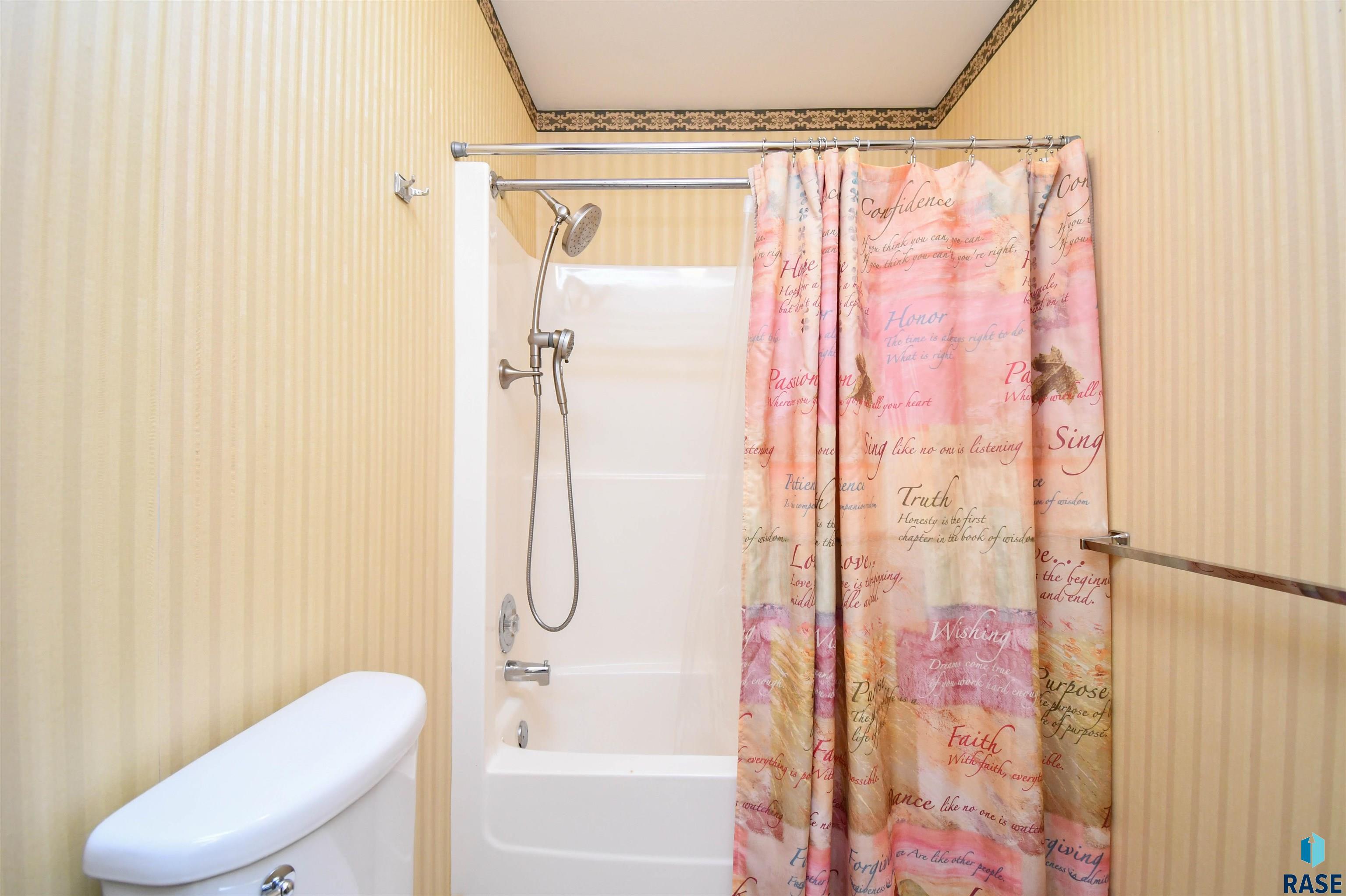 1205 W 37th St Street, Sioux Falls, New Jersey image 10