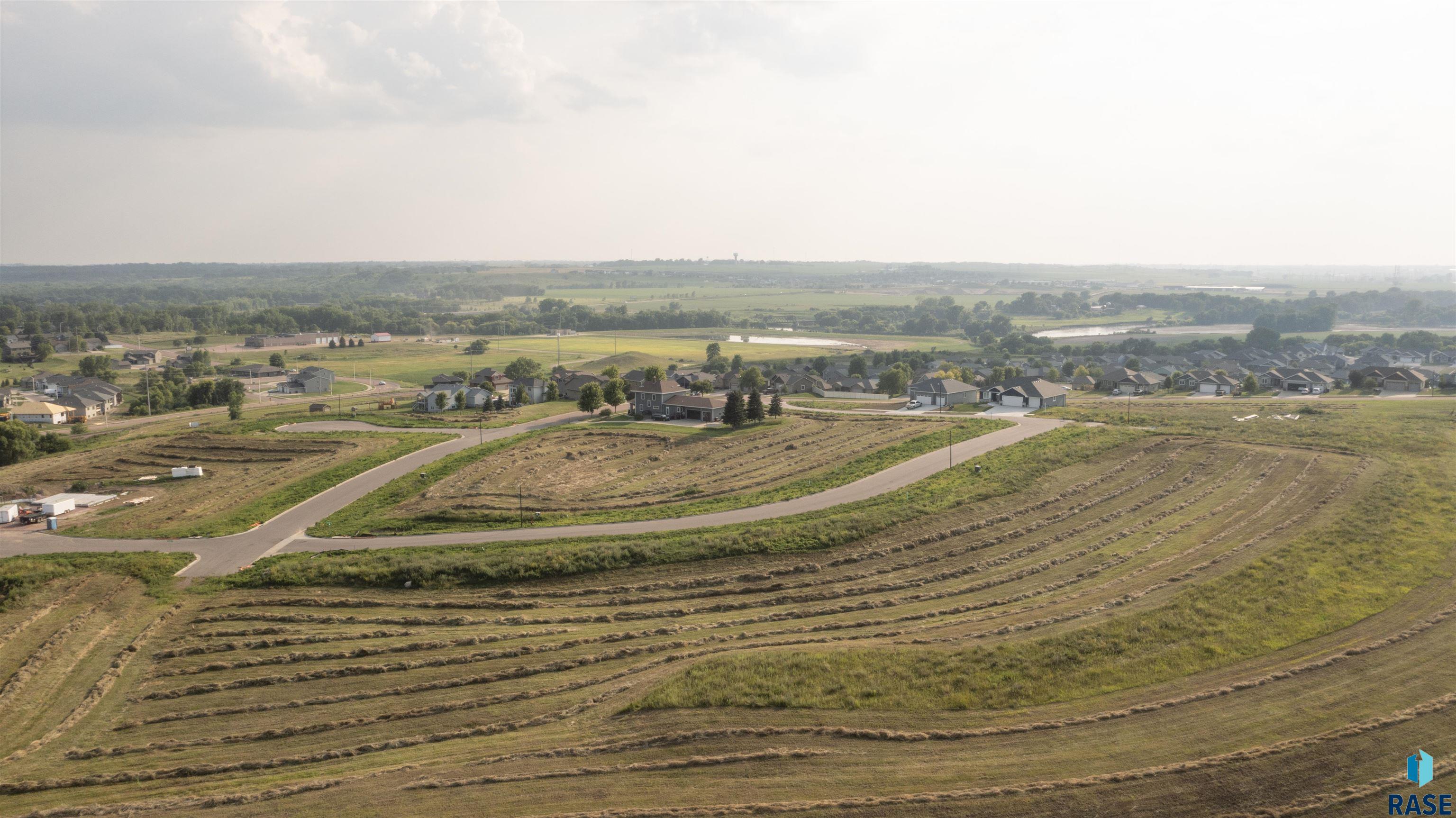 801 N Ruby Cir Circle, Brandon, South Dakota image 12