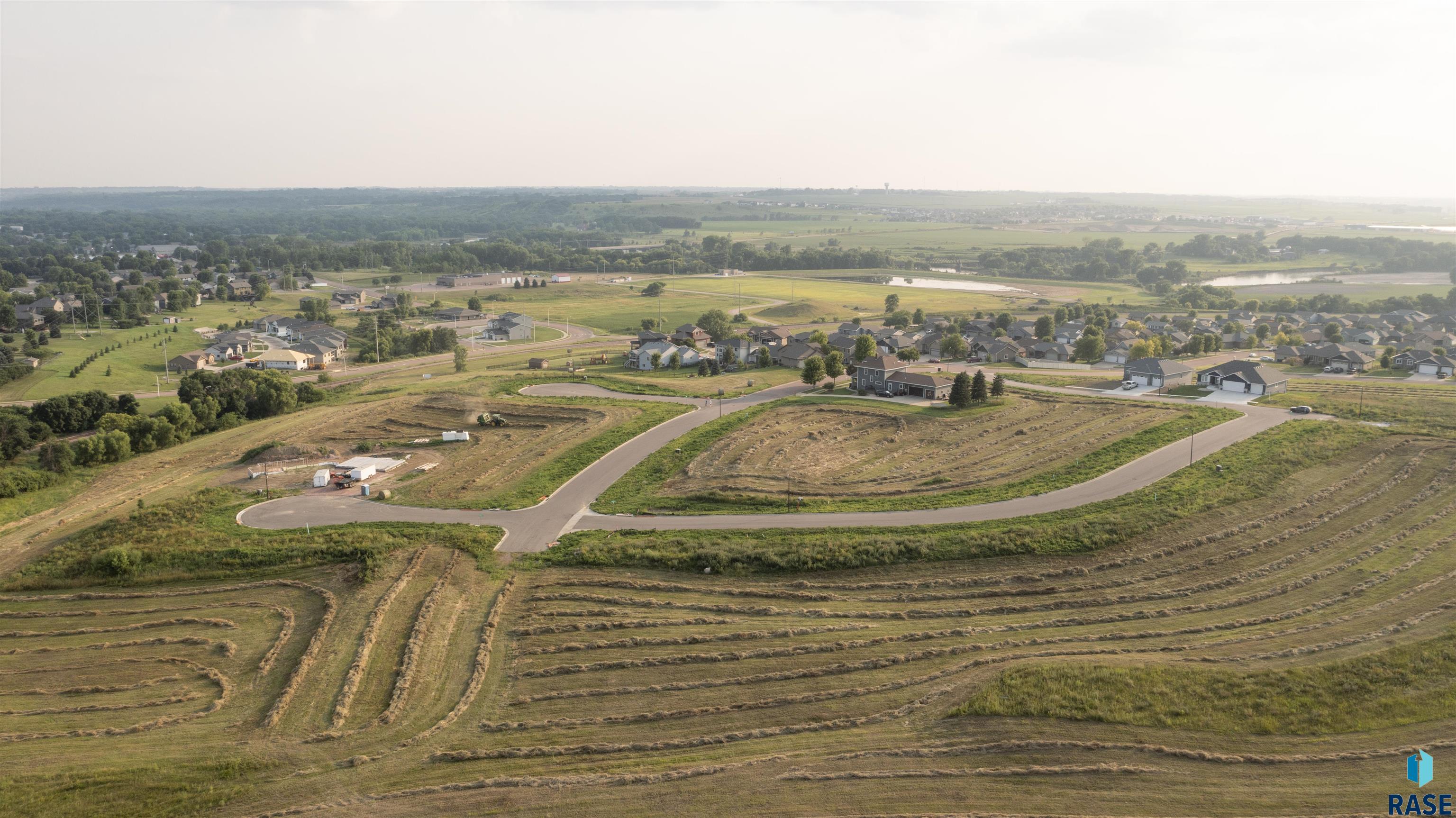 801 N Ruby Cir Circle, Brandon, South Dakota image 9