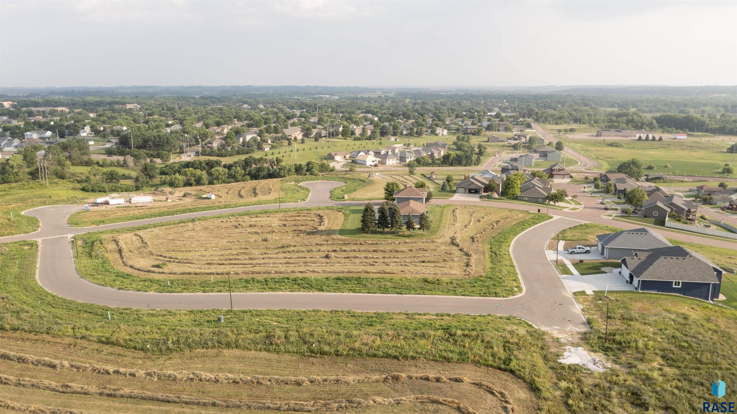 801 N Ruby Cir Circle, Brandon, South Dakota image 6