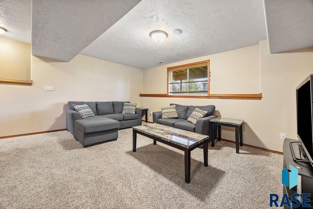 4004 S Klein Ave Avenue, Sioux Falls, New Jersey image 9