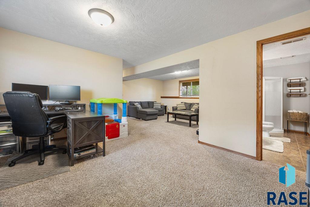 4004 S Klein Ave Avenue, Sioux Falls, New Jersey image 15