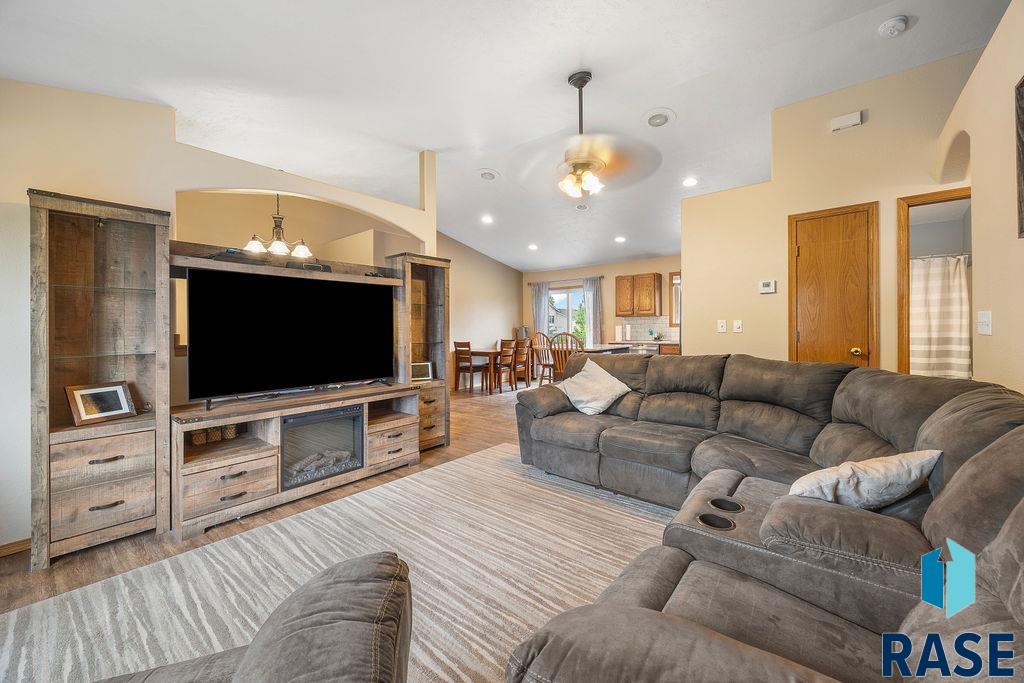 4004 S Klein Ave Avenue, Sioux Falls, New Jersey image 5