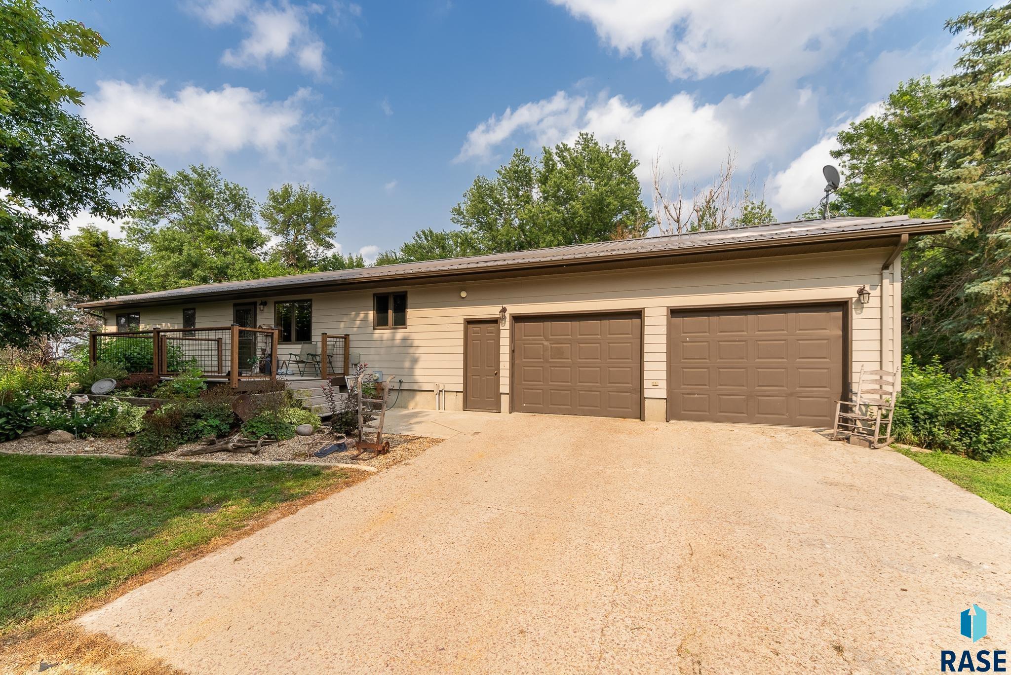 48705 244th St Street, Garretson, South Dakota image 1