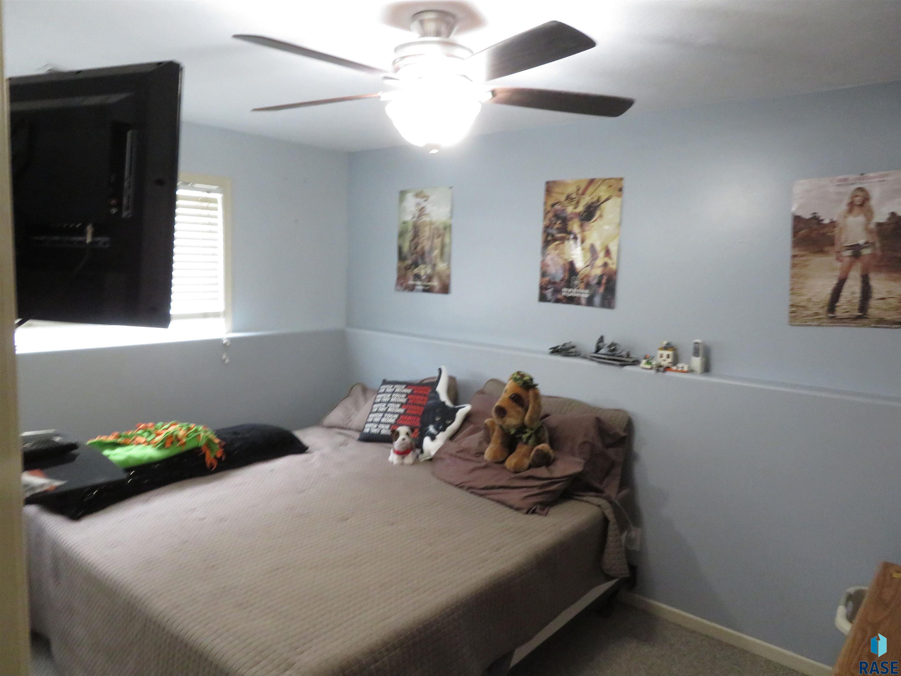 Sioux Falls, South Dakota 57106, United States, 4 Bedrooms Bedrooms, ,3 BathroomsBathrooms,Residential,Active,102933