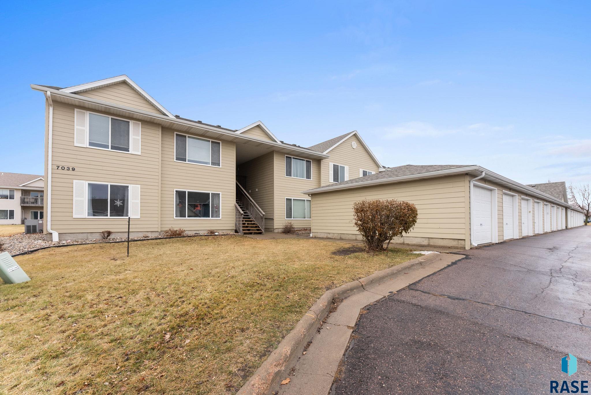 7039 W 56th St Street #4, Sioux Falls, South Dakota image 1