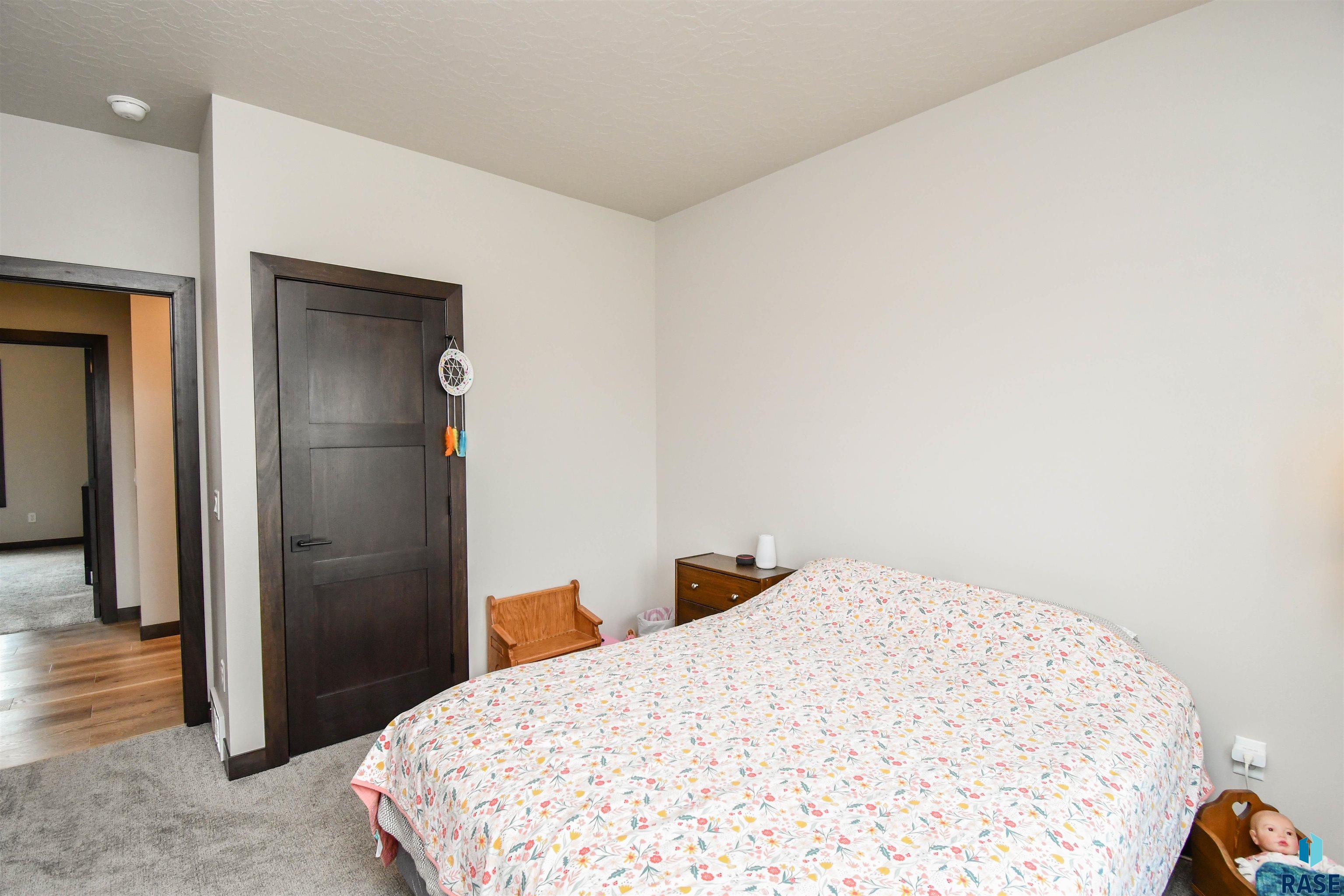 4204 N Interlachen Trl Trail, Sioux Falls, New Jersey image 32