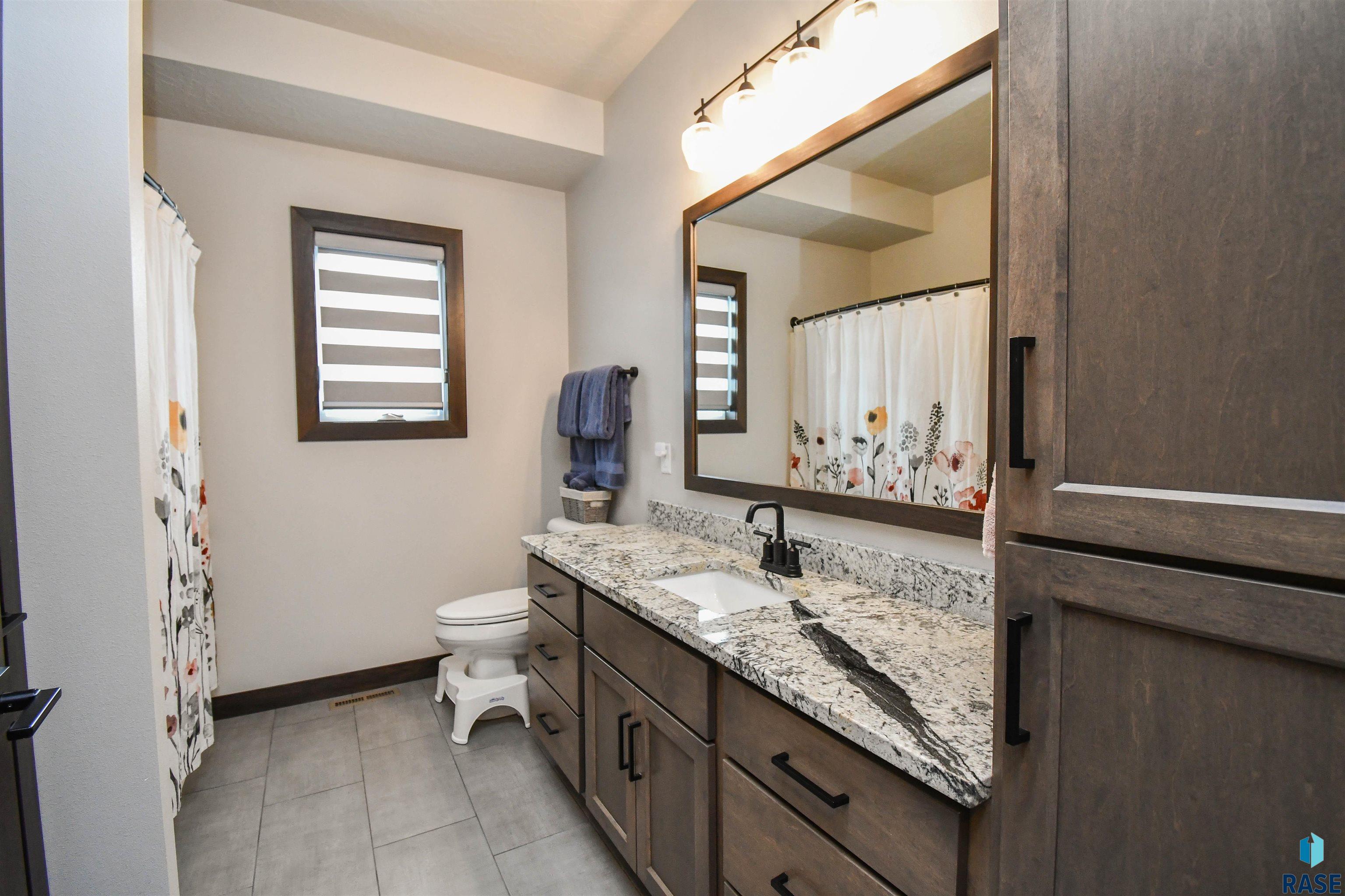 4204 N Interlachen Trl Trail, Sioux Falls, New Jersey image 33