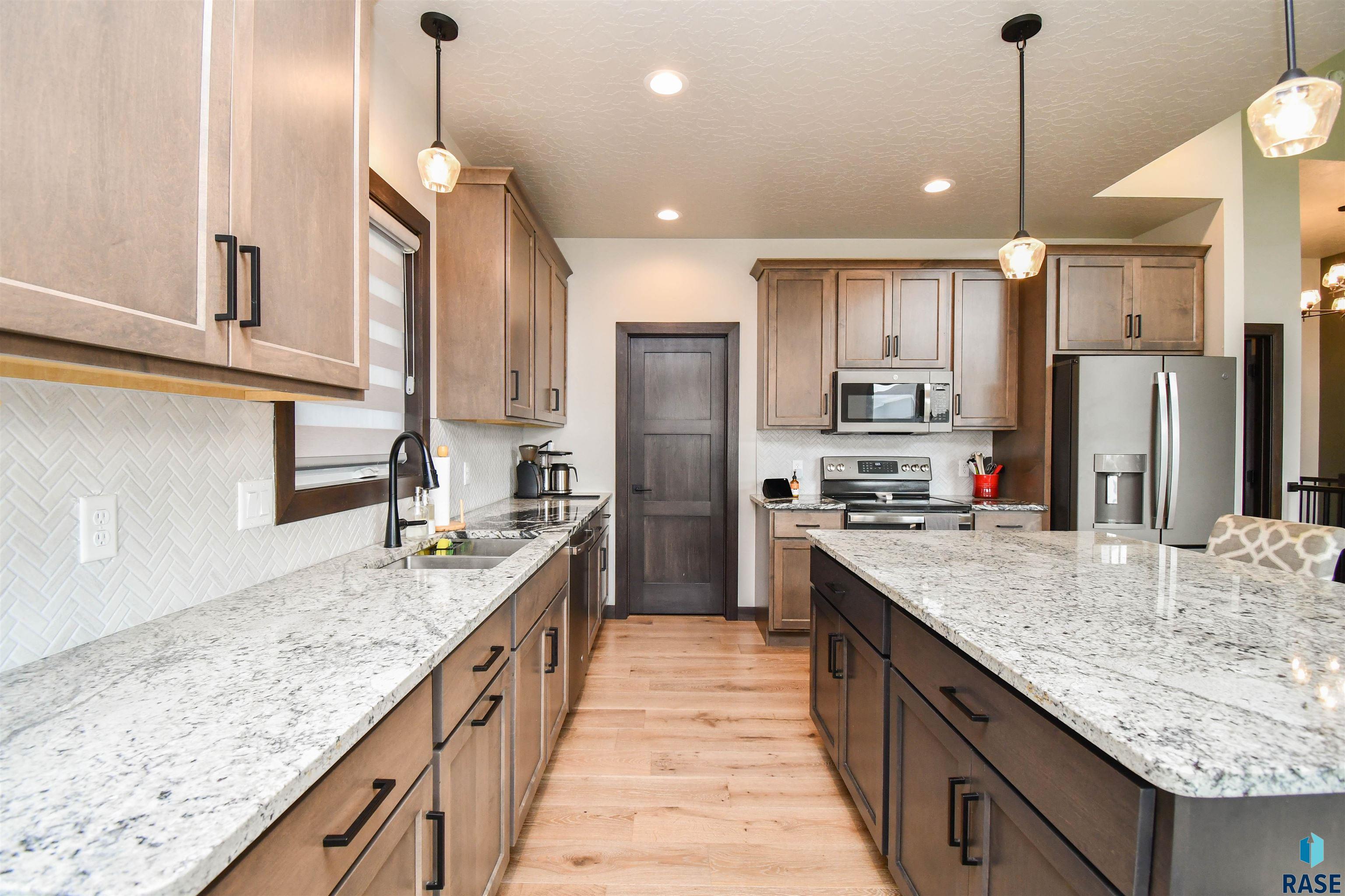 4204 N Interlachen Trl Trail, Sioux Falls, New Jersey image 13