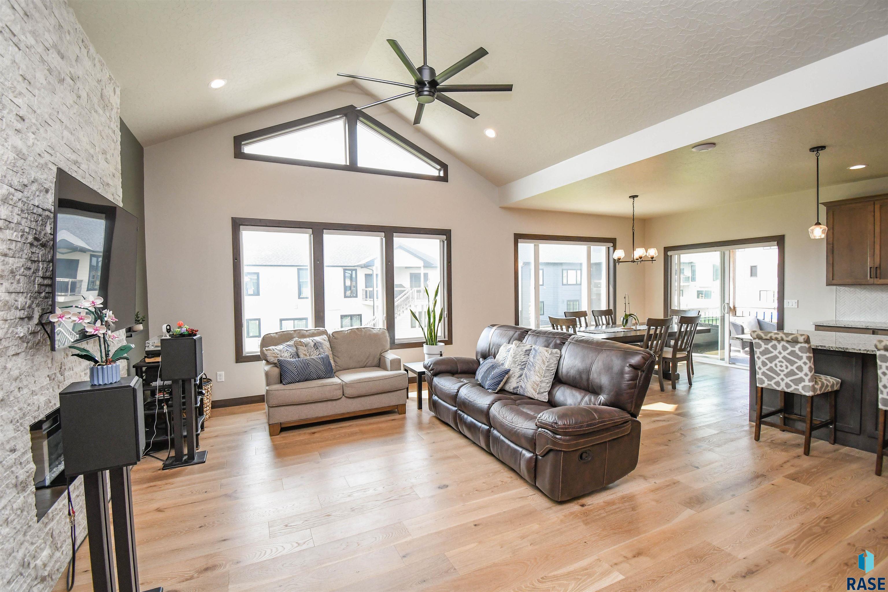 4204 N Interlachen Trl Trail, Sioux Falls, New Jersey image 4