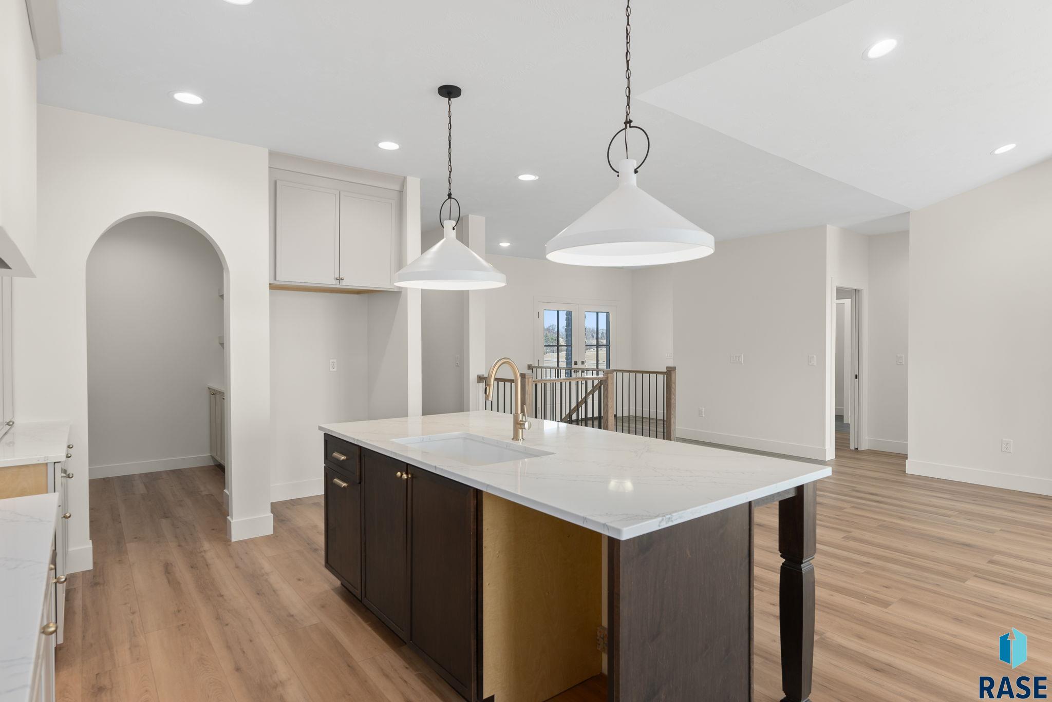 8313 E Sheridan Cir Circle, Sioux Falls, South Dakota image 2