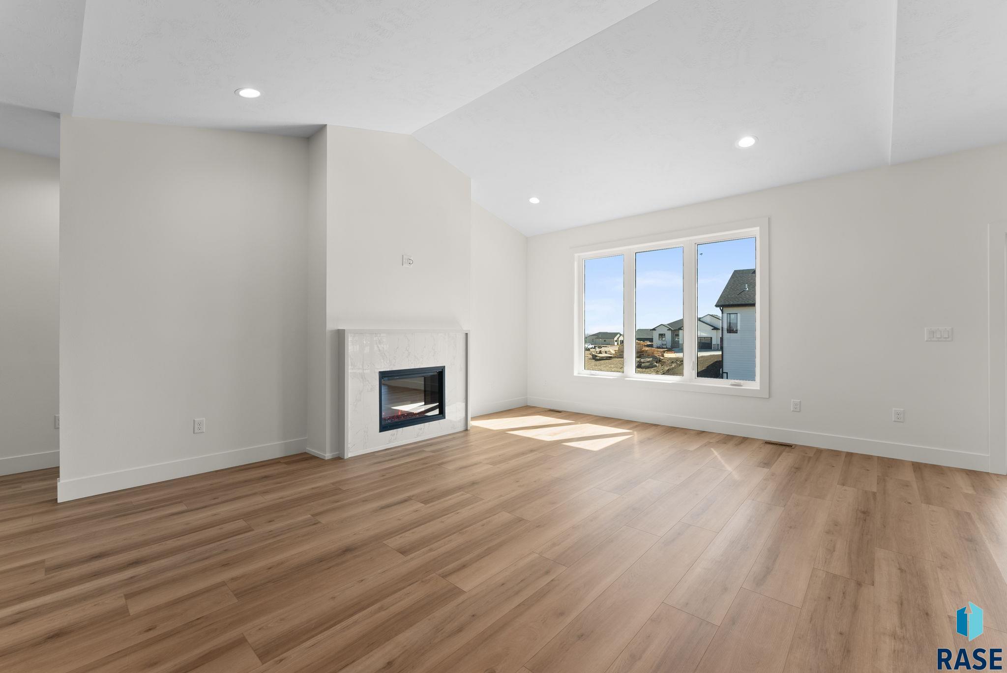 8313 E Sheridan Cir Circle, Sioux Falls, South Dakota image 12
