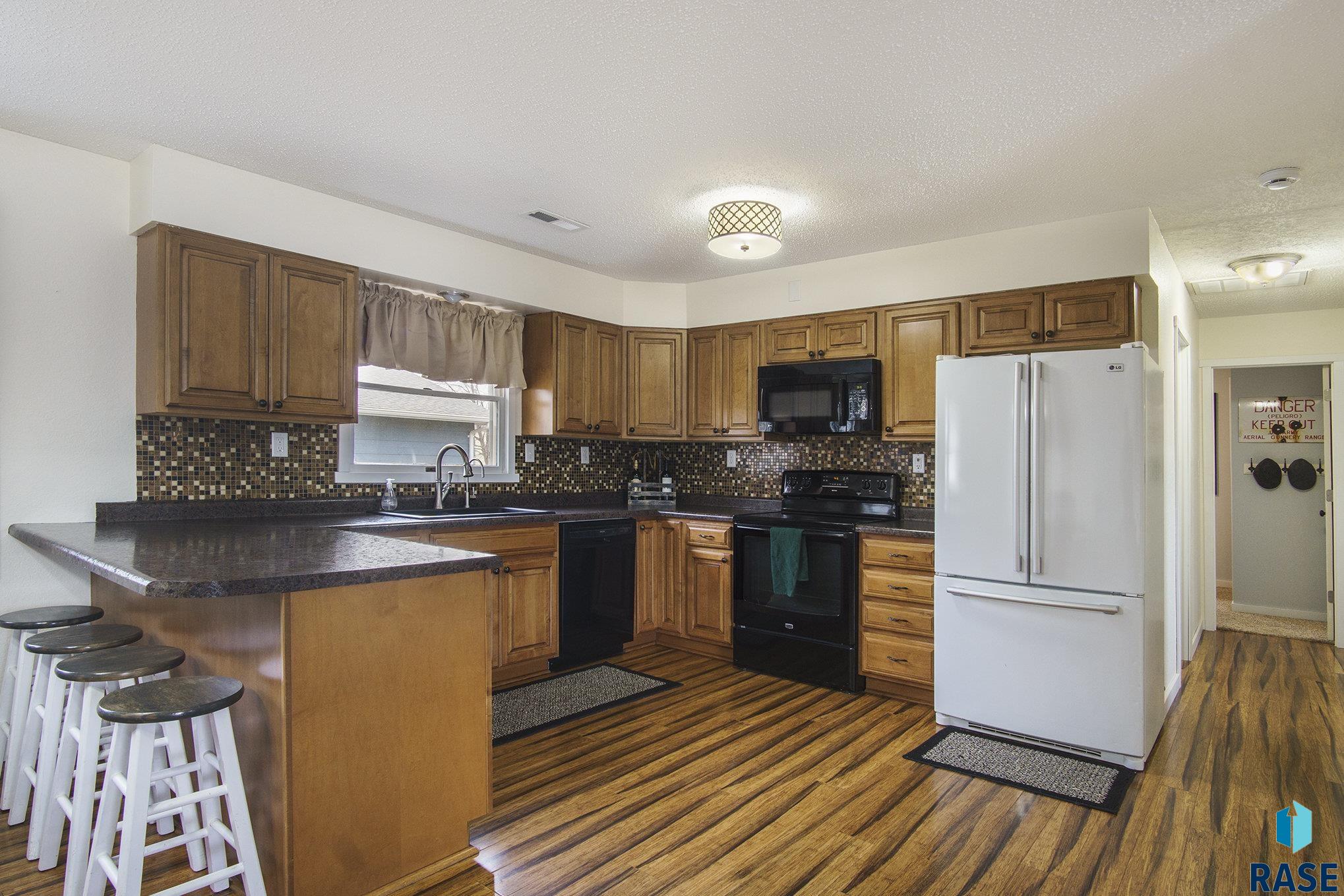 636 SE 4th St Street, Madison, New Jersey image 7