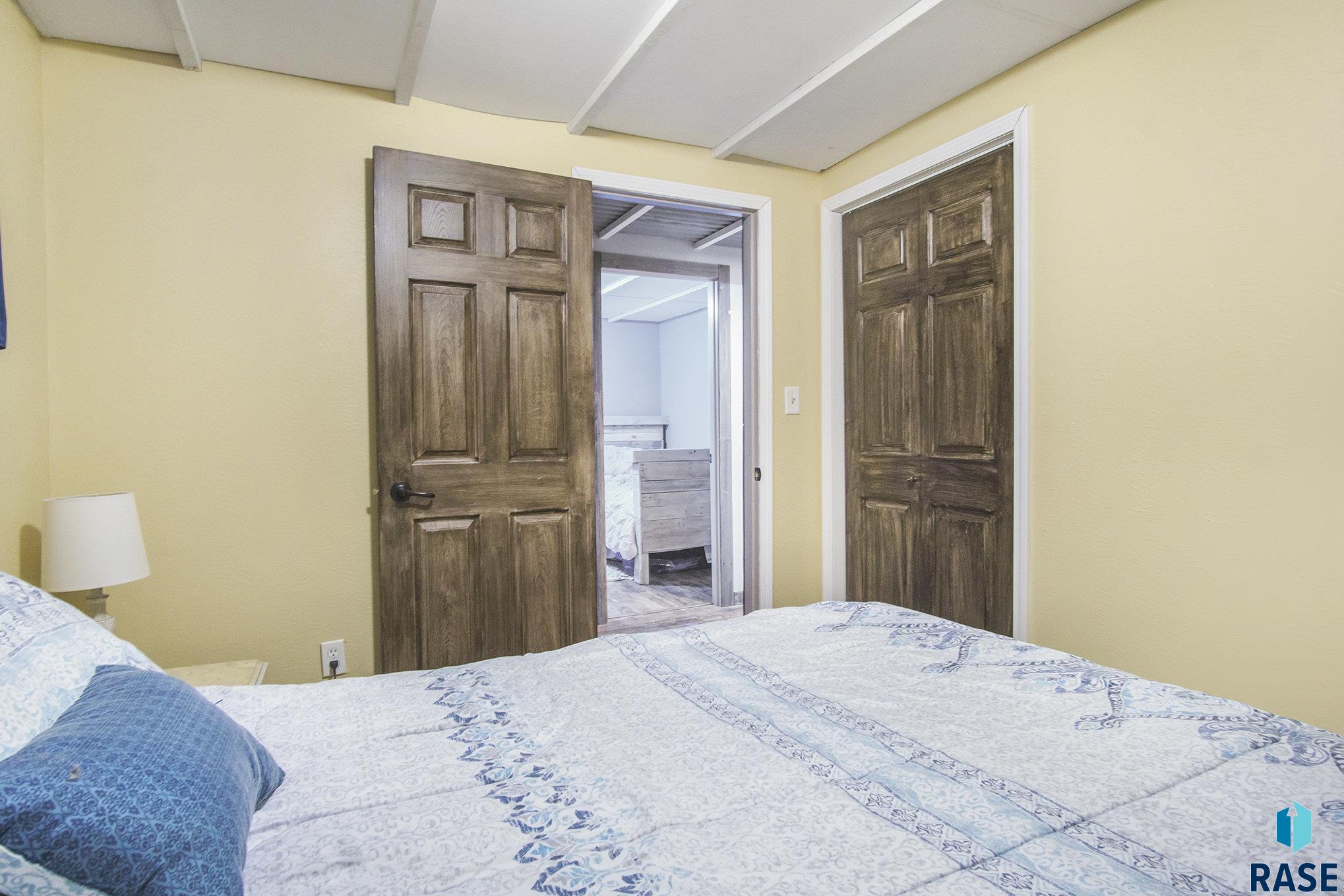 636 SE 4th St Street, Madison, New Jersey image 20