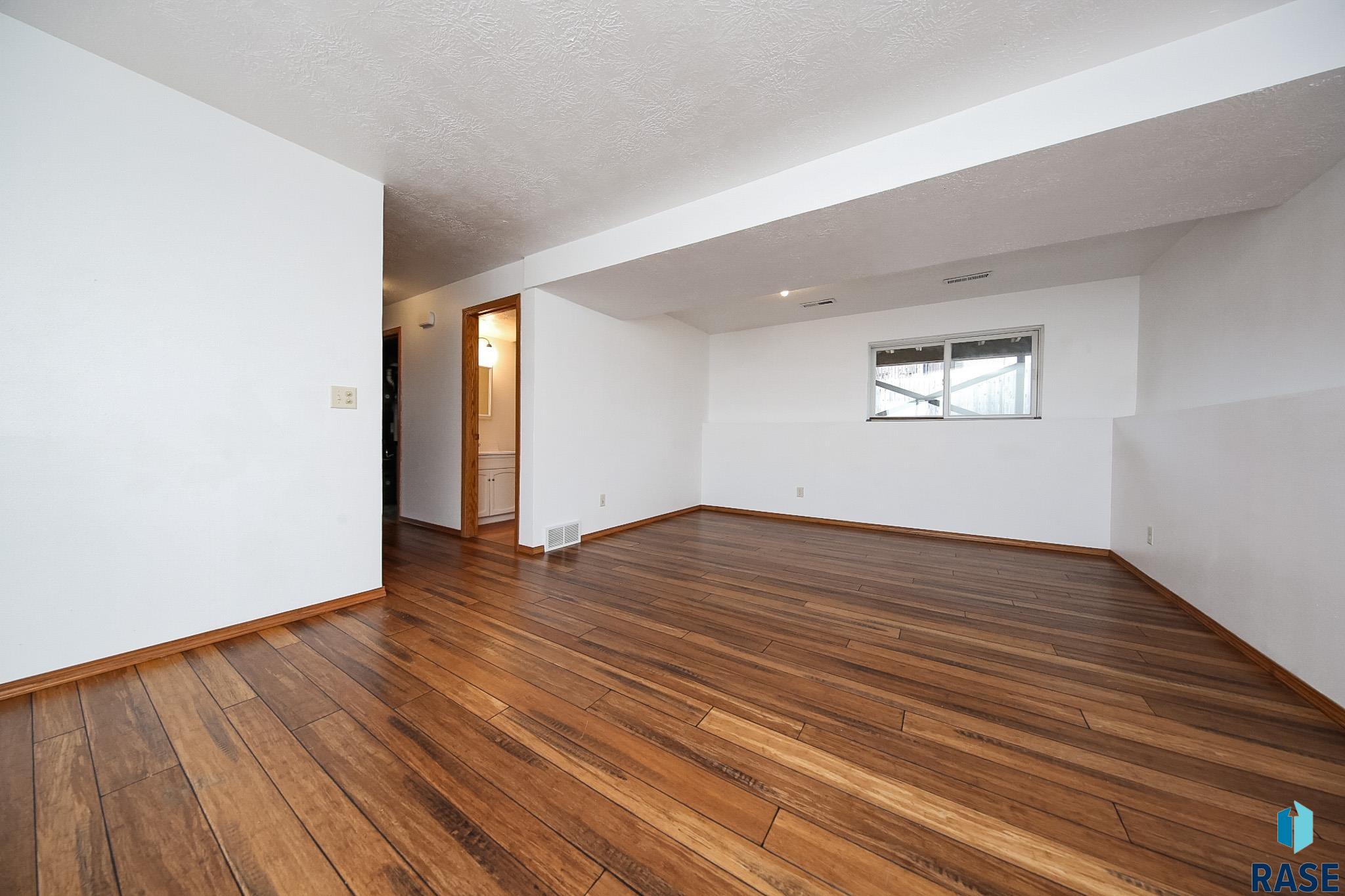 3901 N Briggs Cir Circle, Sioux Falls, South Dakota image 19
