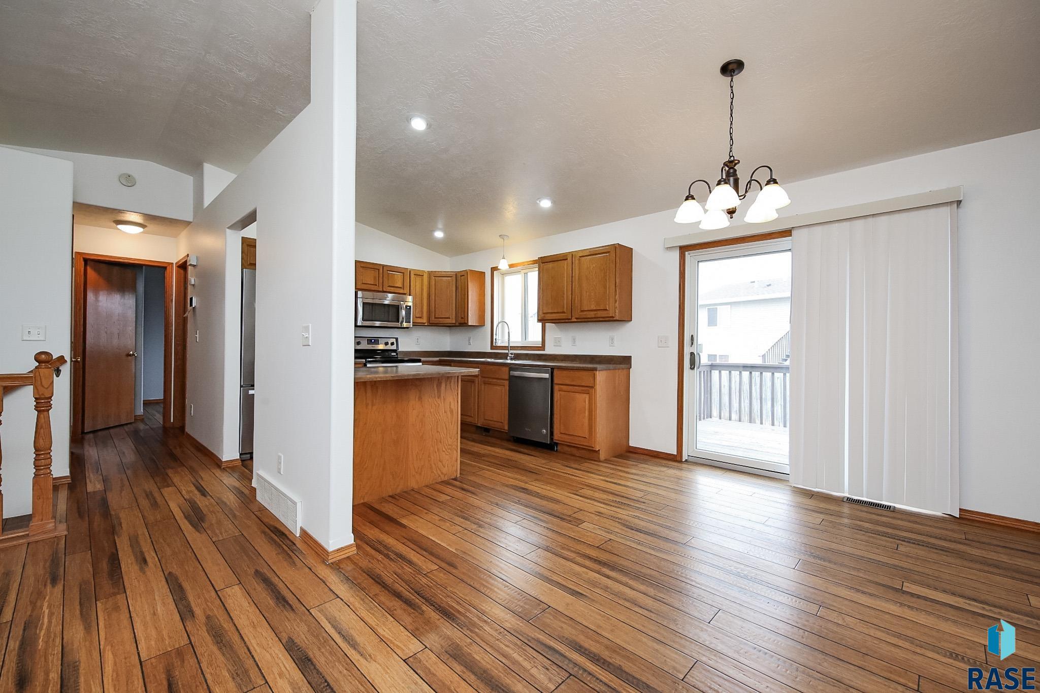 3901 N Briggs Cir Circle, Sioux Falls, South Dakota image 6