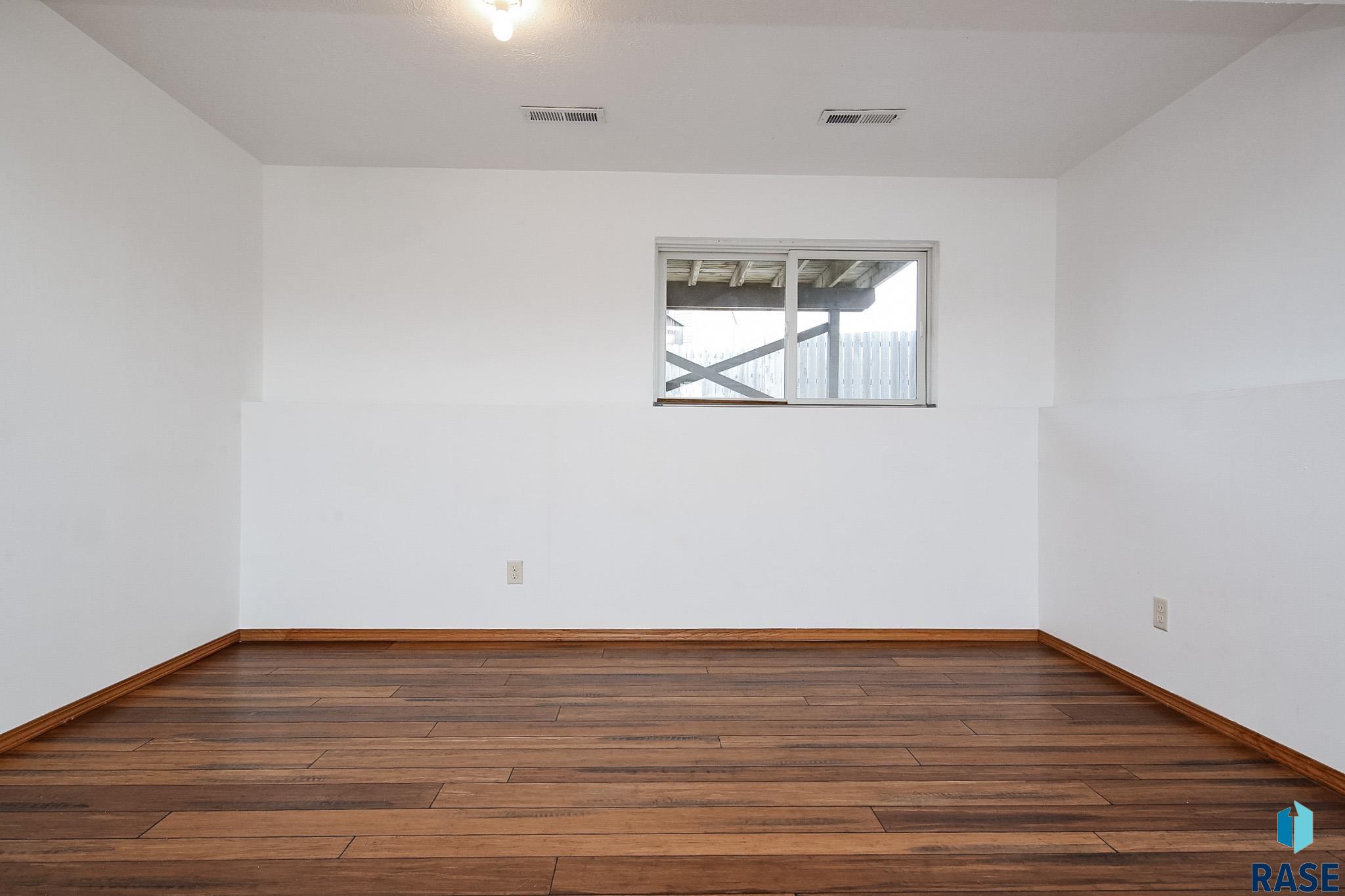3901 N Briggs Cir Circle, Sioux Falls, South Dakota image 21