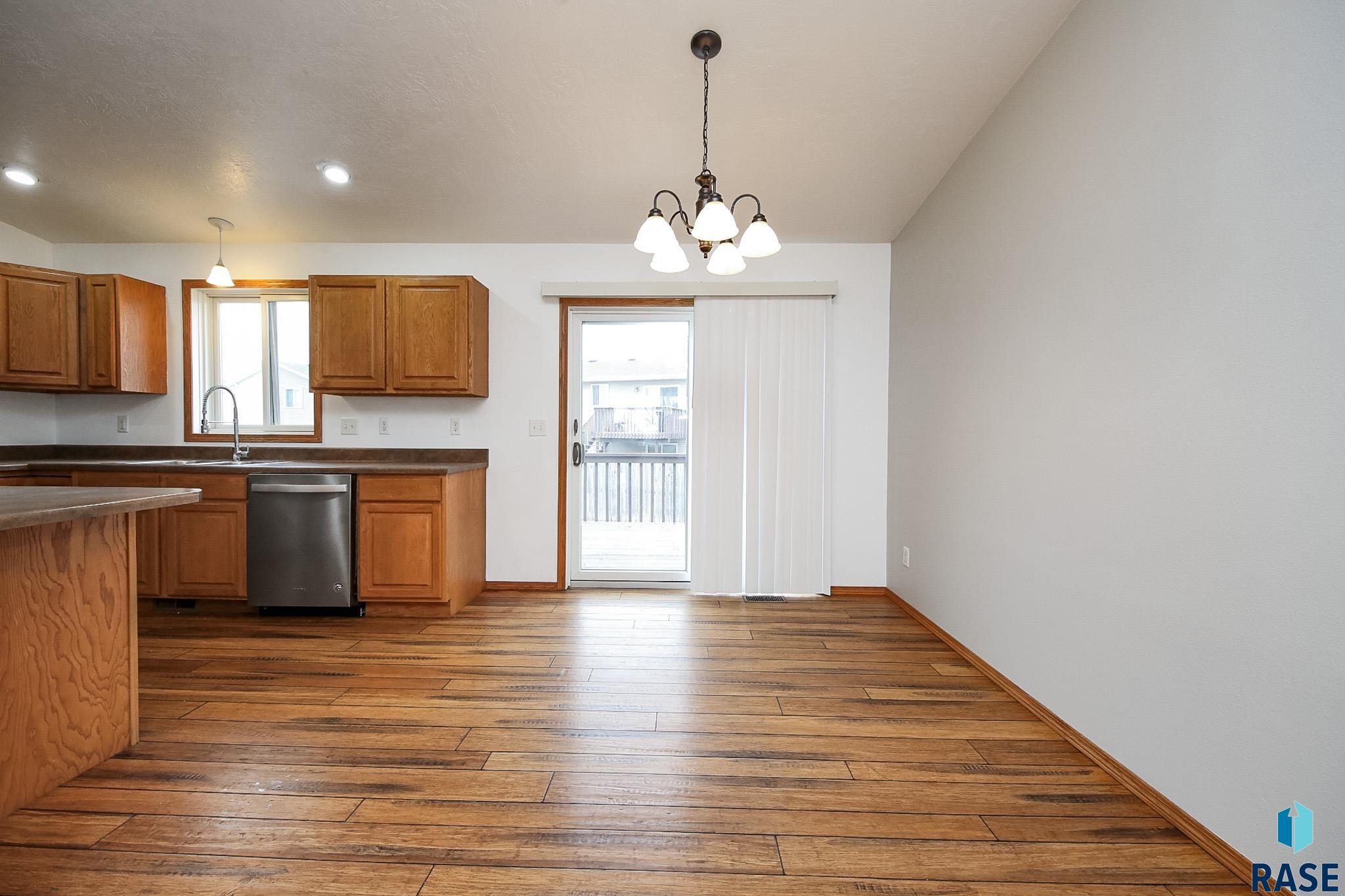 3901 N Briggs Cir Circle, Sioux Falls, South Dakota image 7