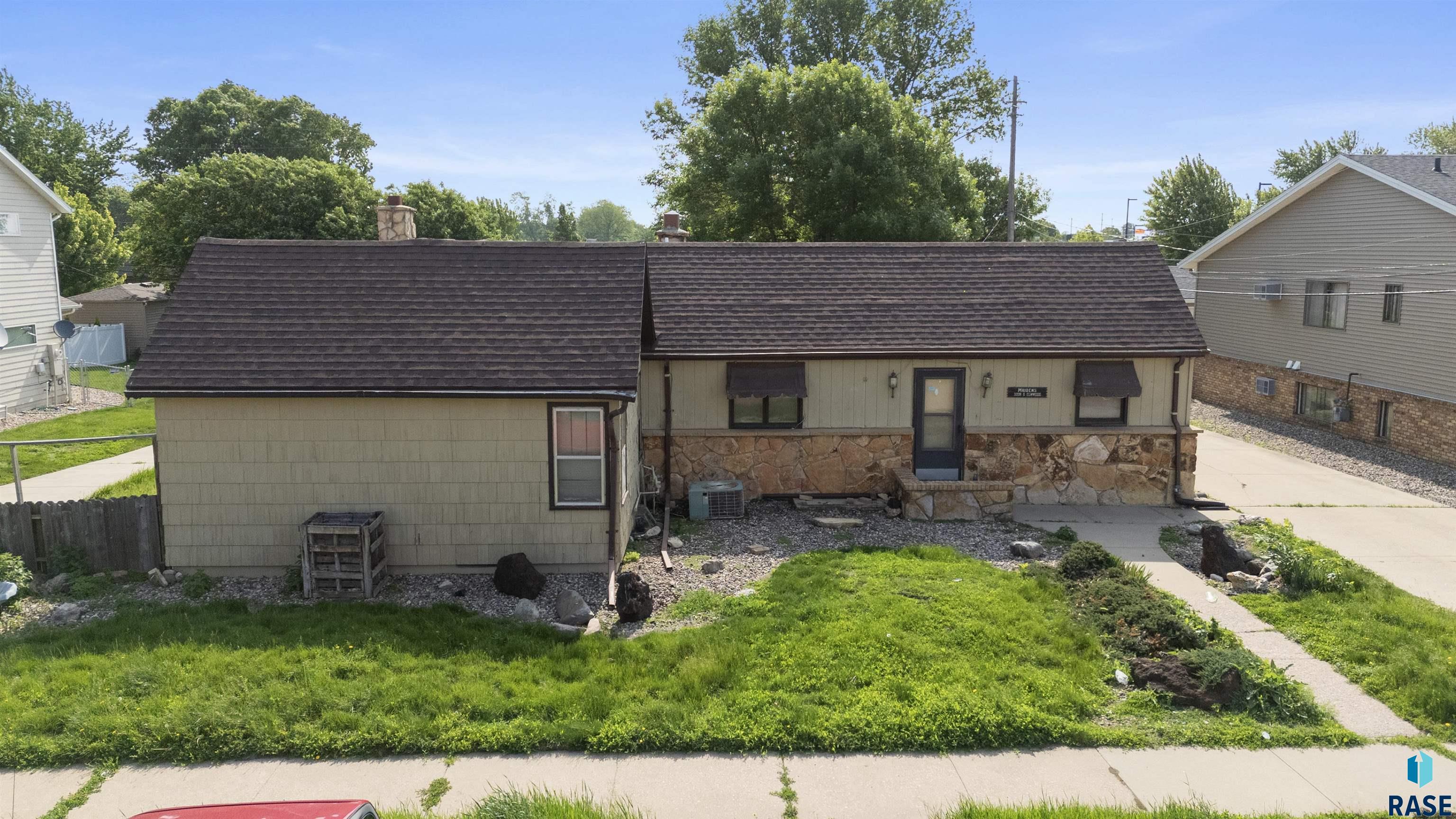 3208 S Elmwood Ave Avenue, Sioux Falls, South Dakota image 2